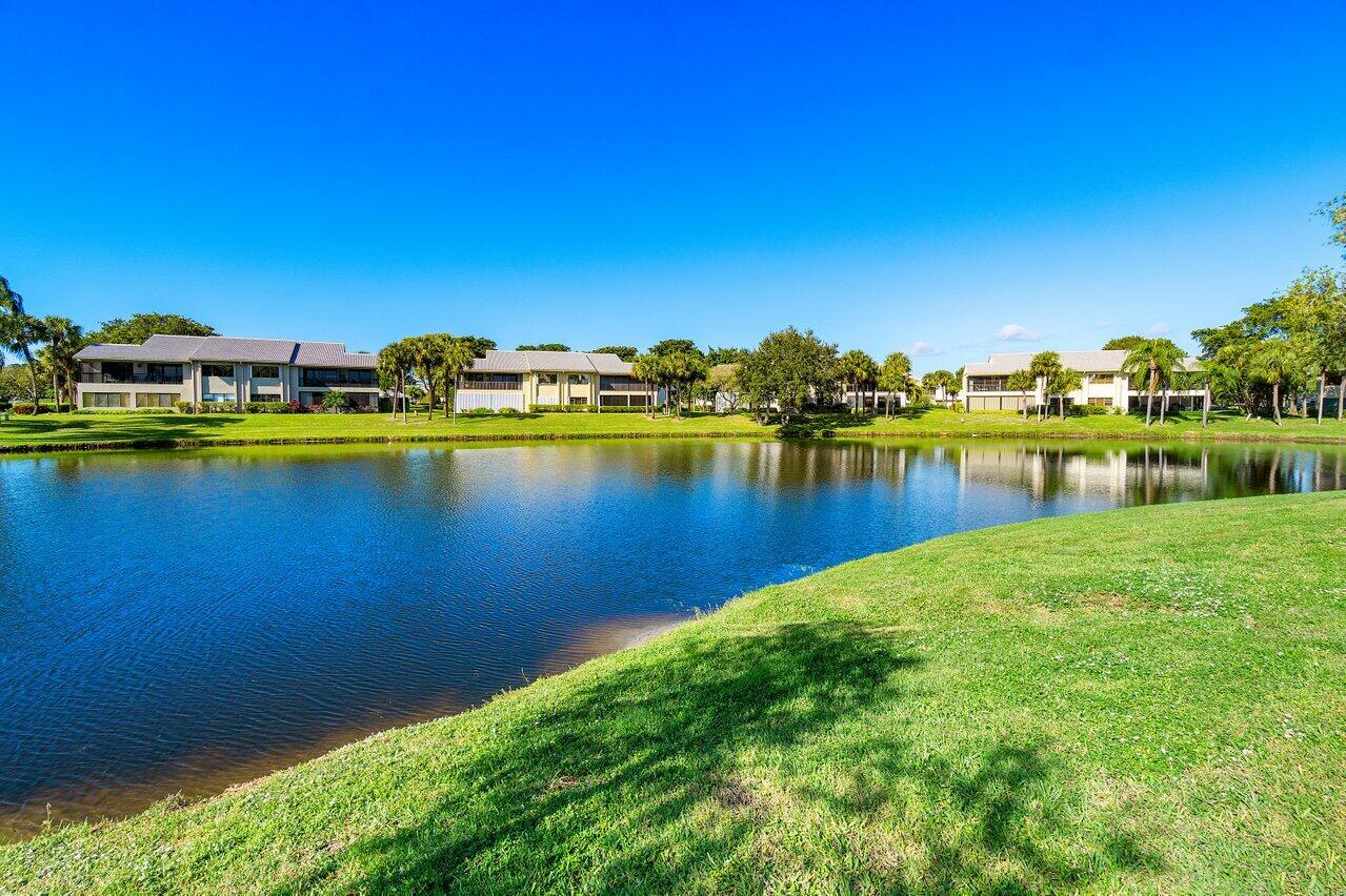 12 Eastgate Drive D