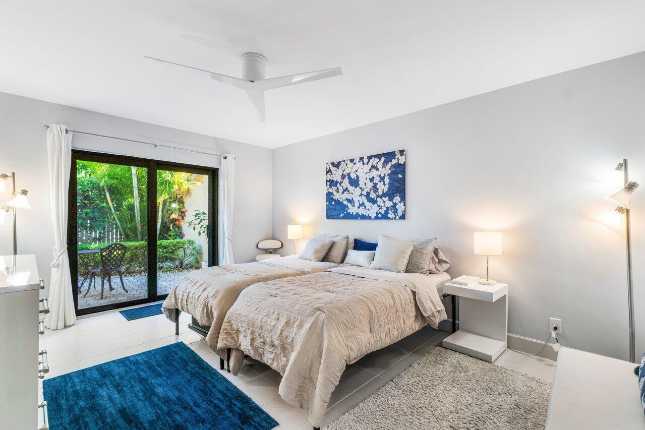 12 Eastgate Drive D