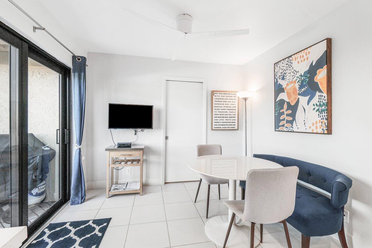 12 Eastgate Drive D