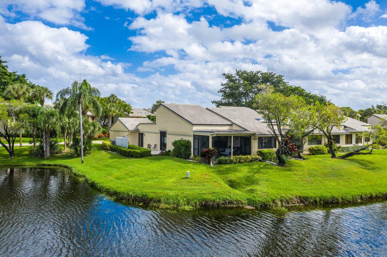 12 Eastgate Drive D
