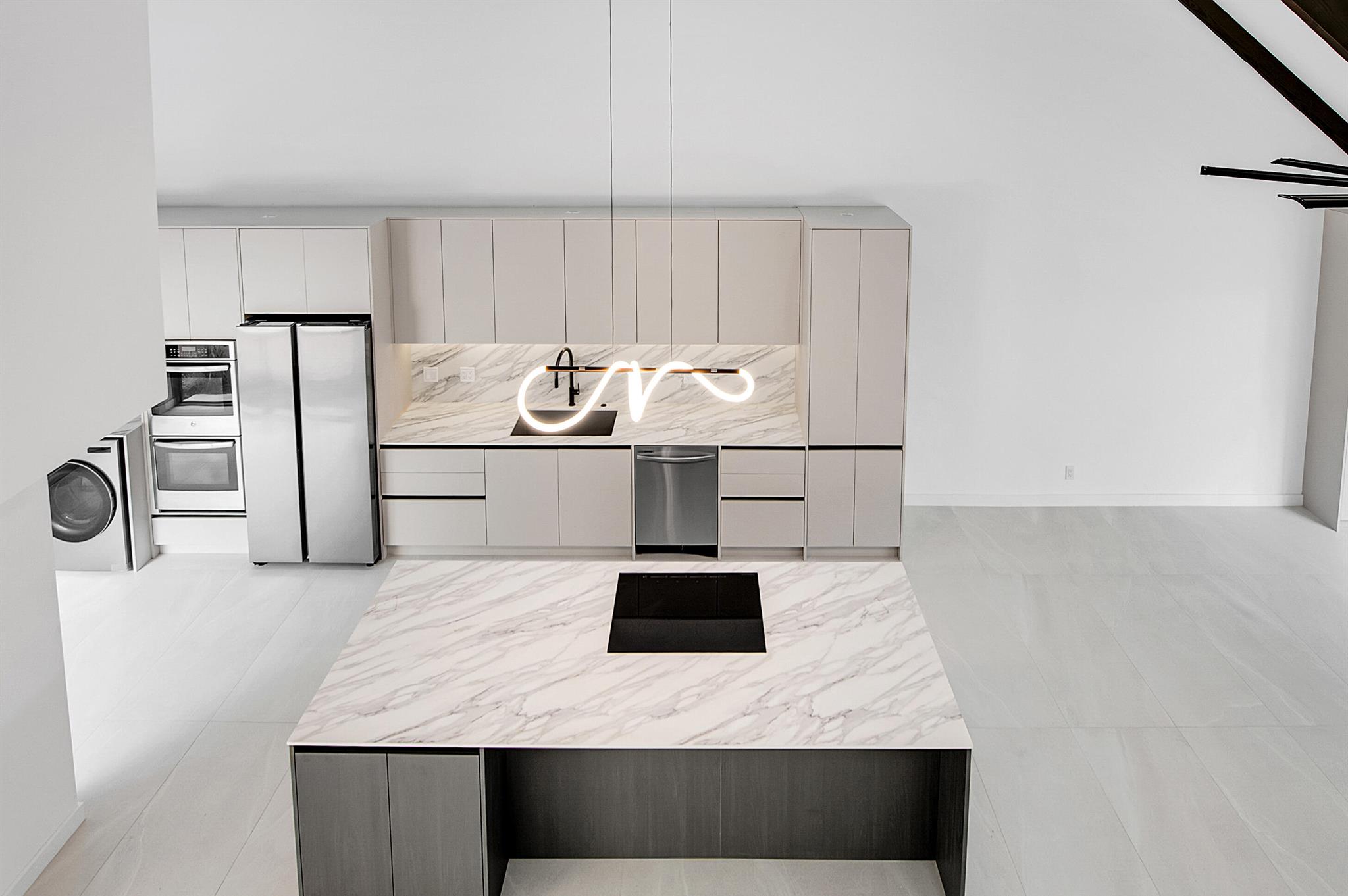 6560 Las Flores Drive