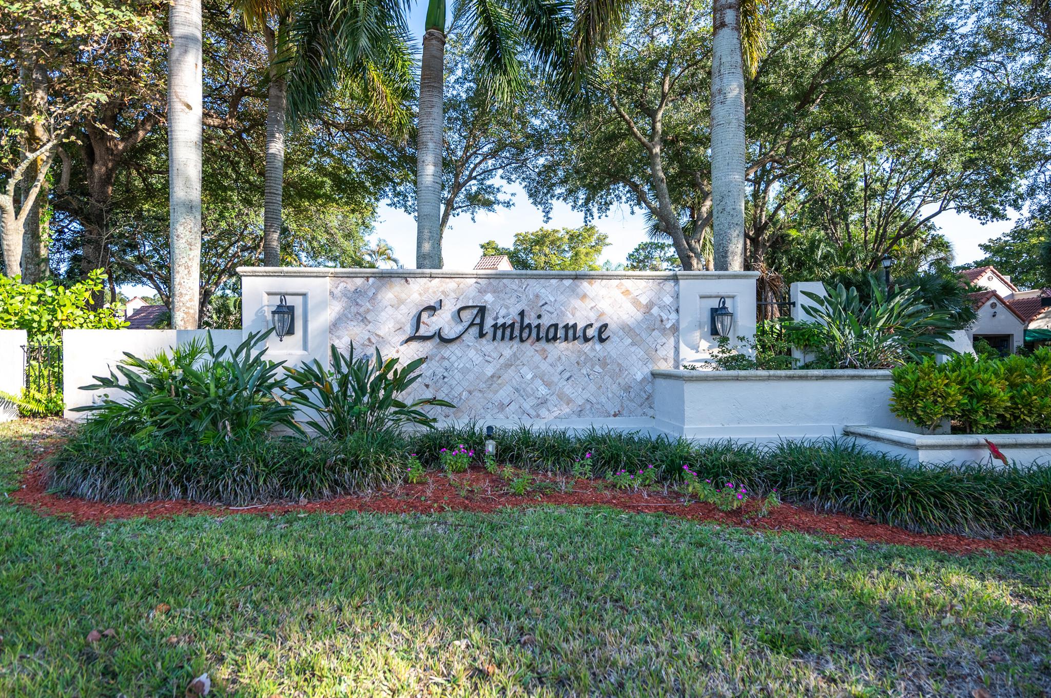 6560 Las Flores Drive