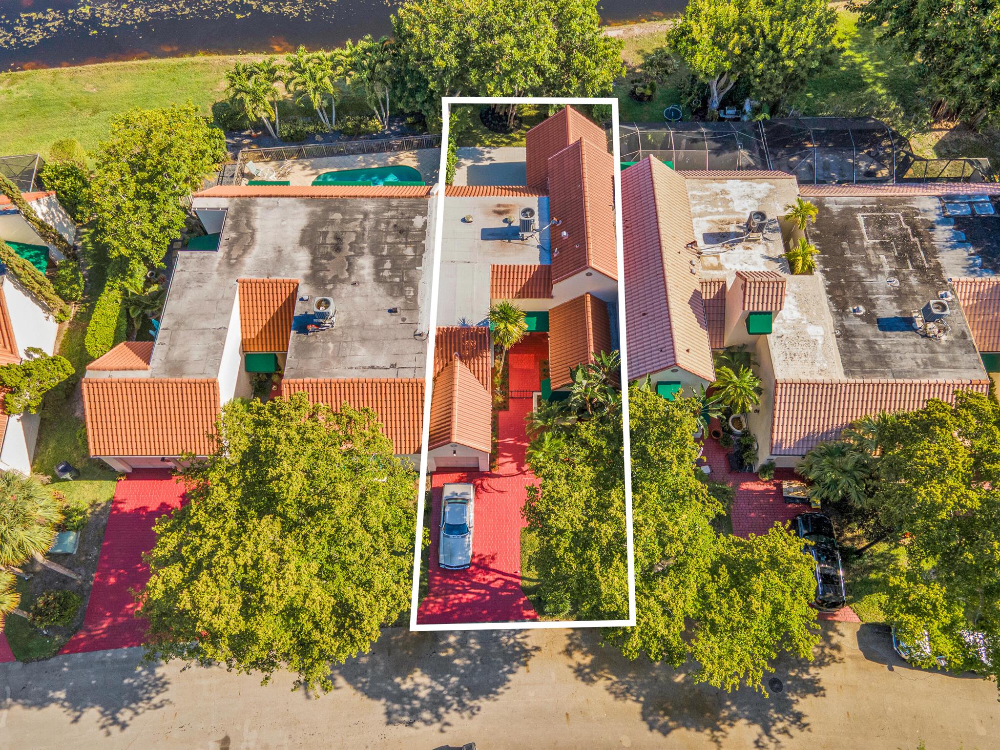 6560 Las Flores Drive