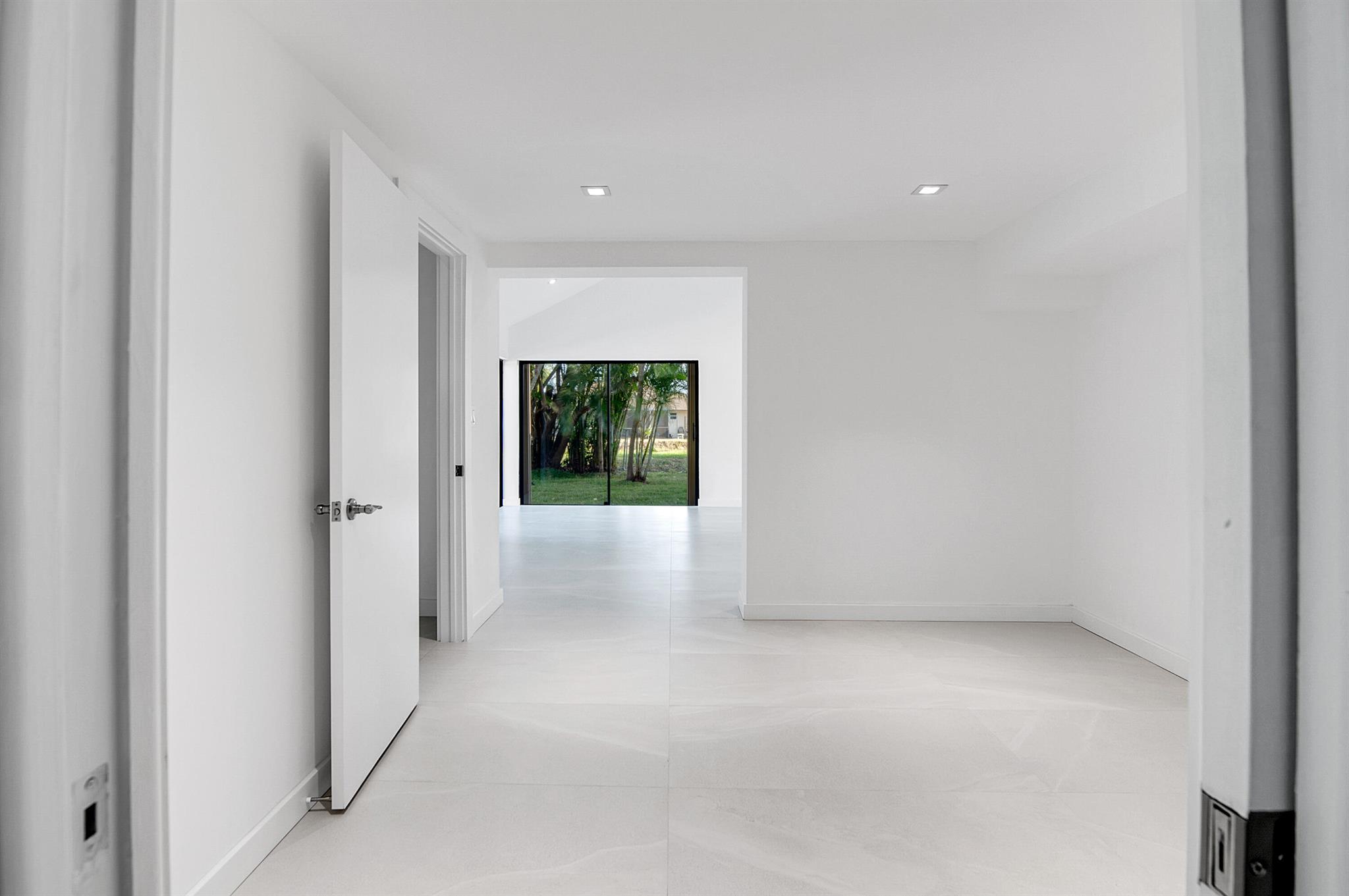 6560 Las Flores Drive