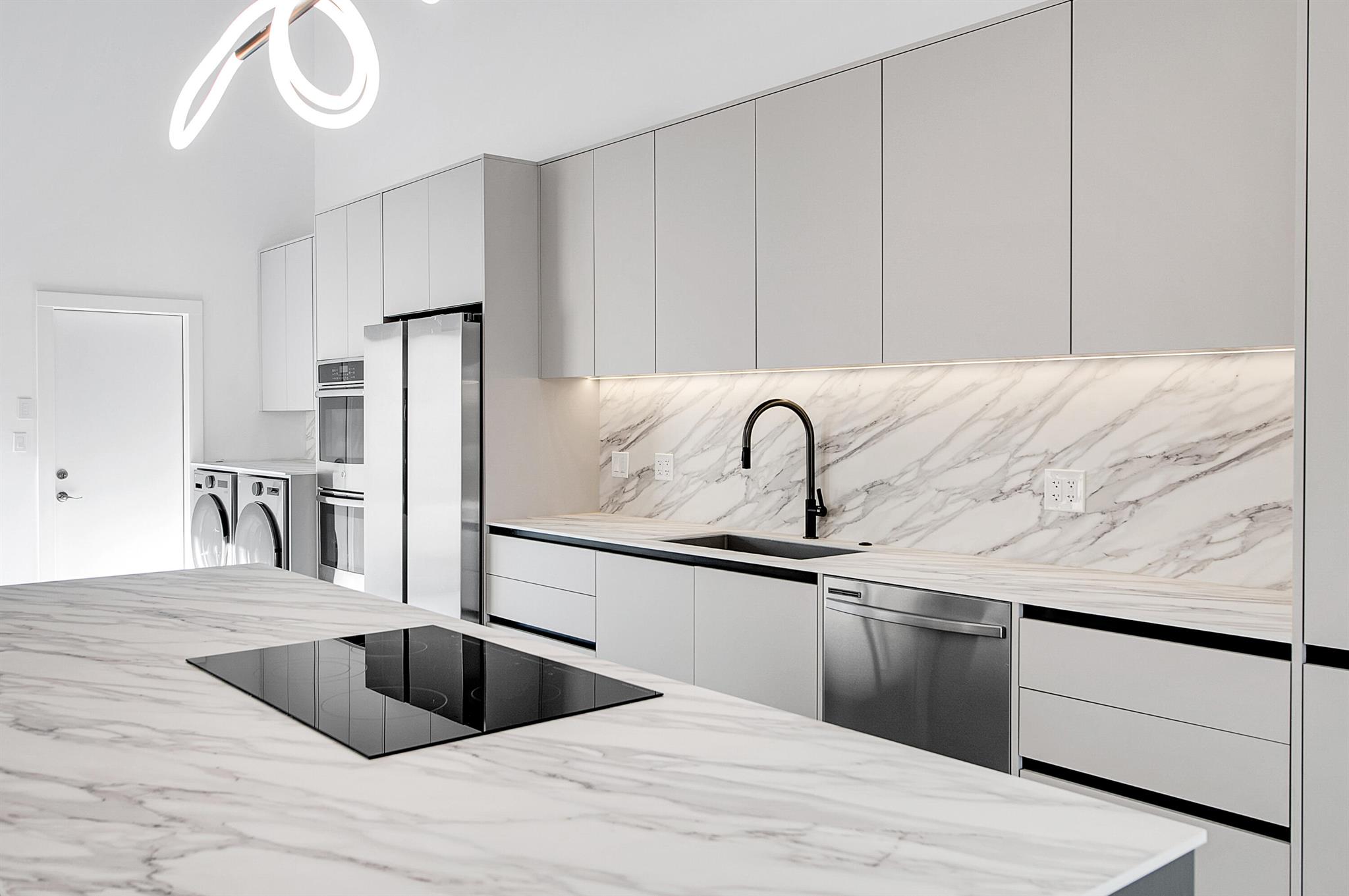 6560 Las Flores Drive