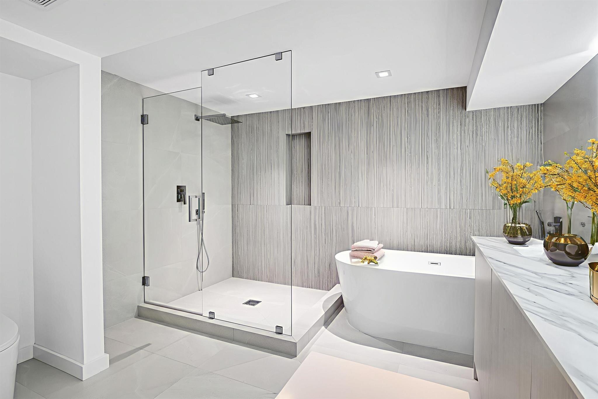 6560 Las Flores Drive