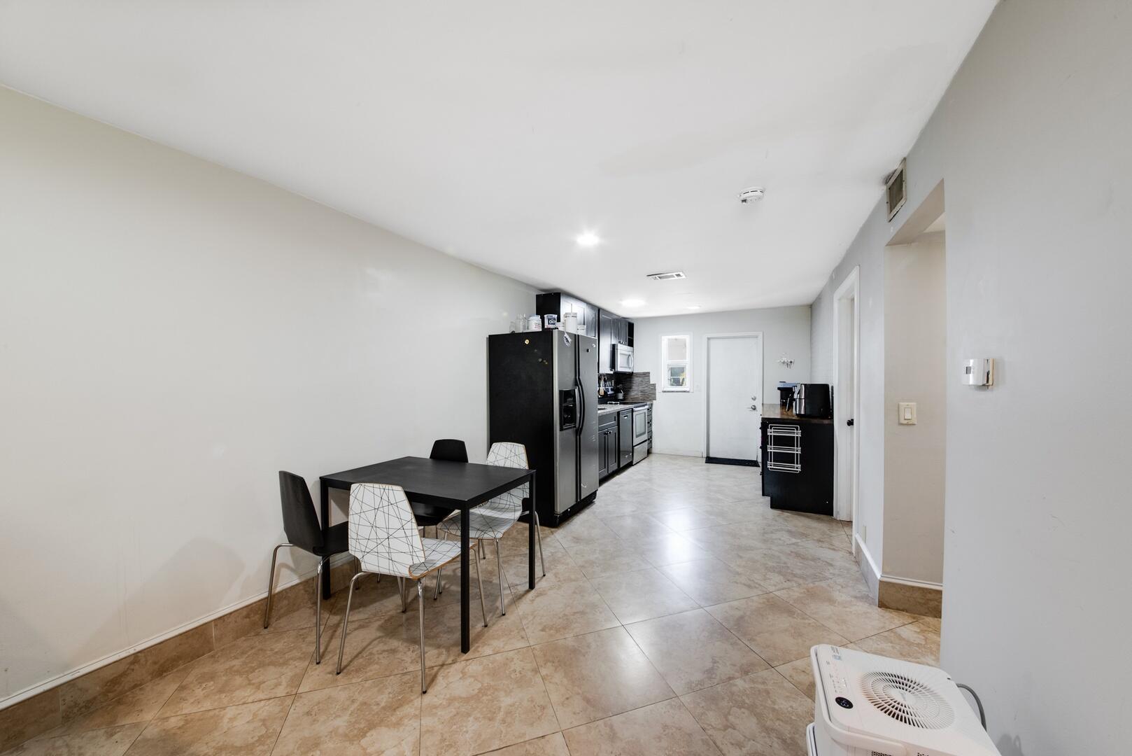 1945 NW 4th Avenue 30