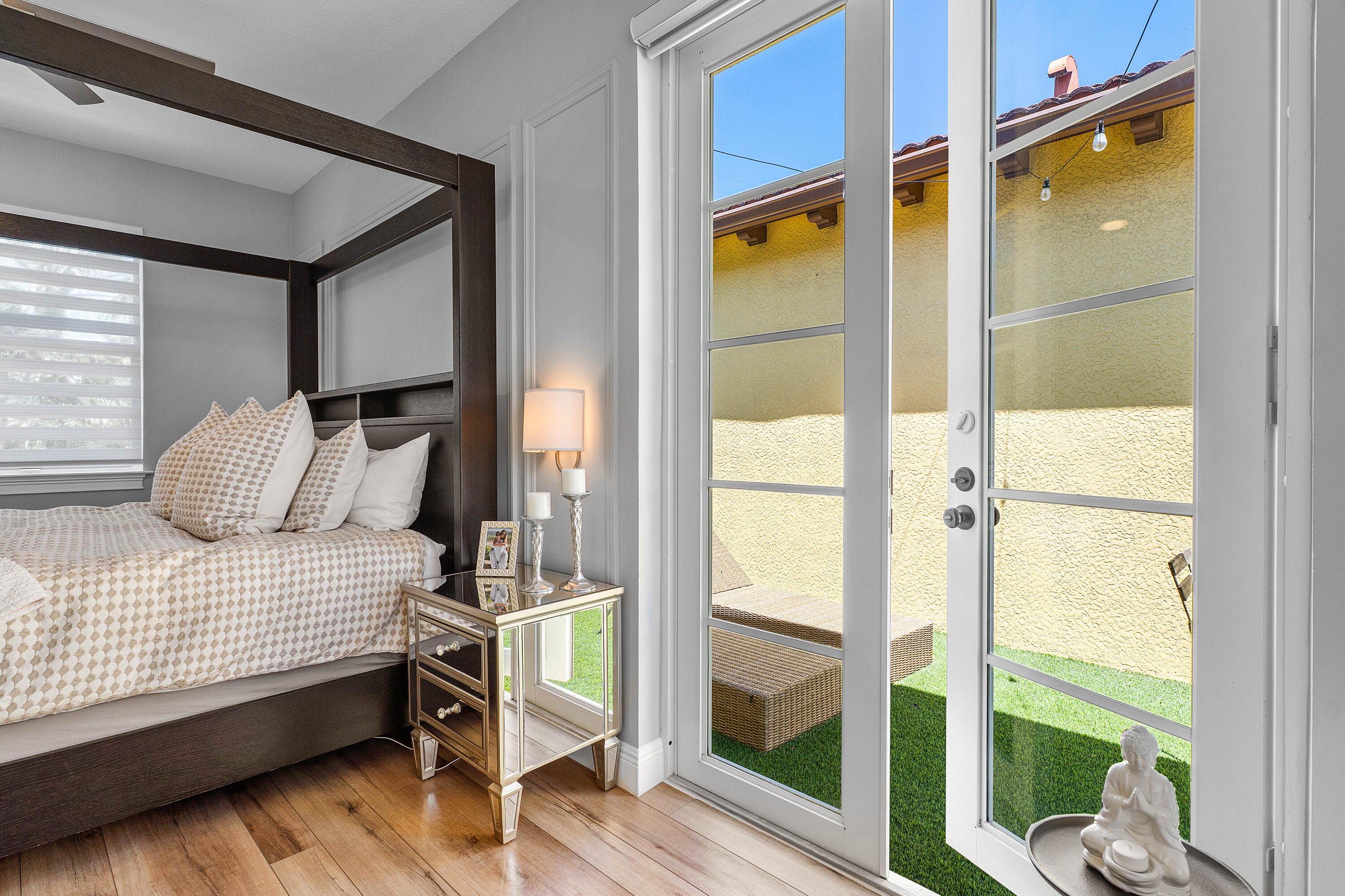 121 Via Poinciana Lane