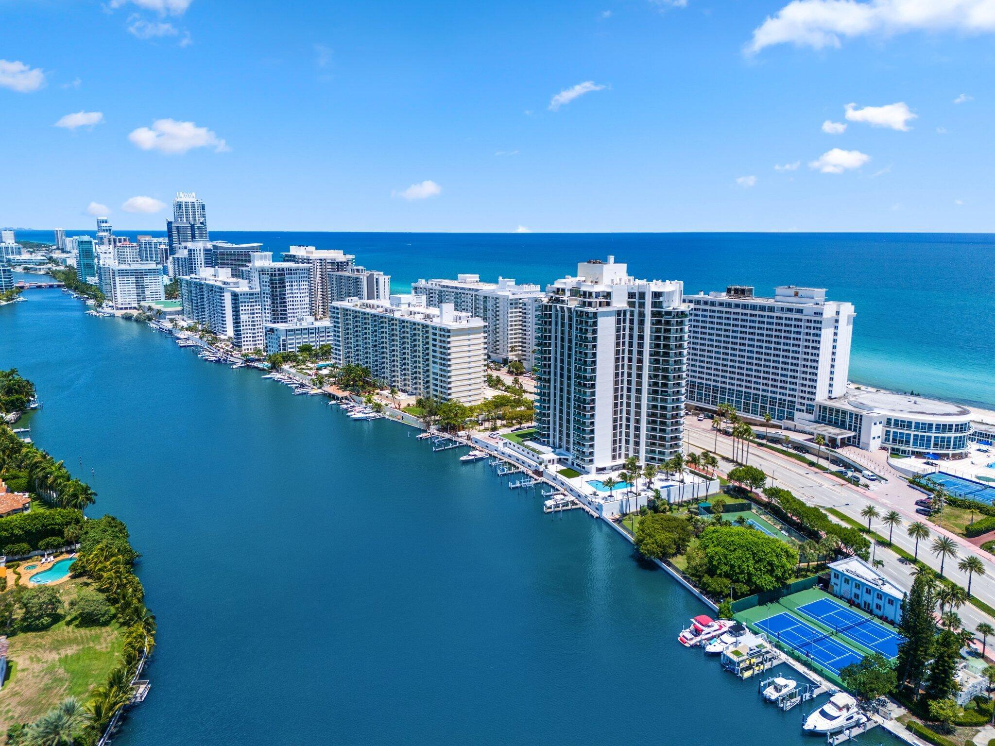 5500 Collins Avenue 1401