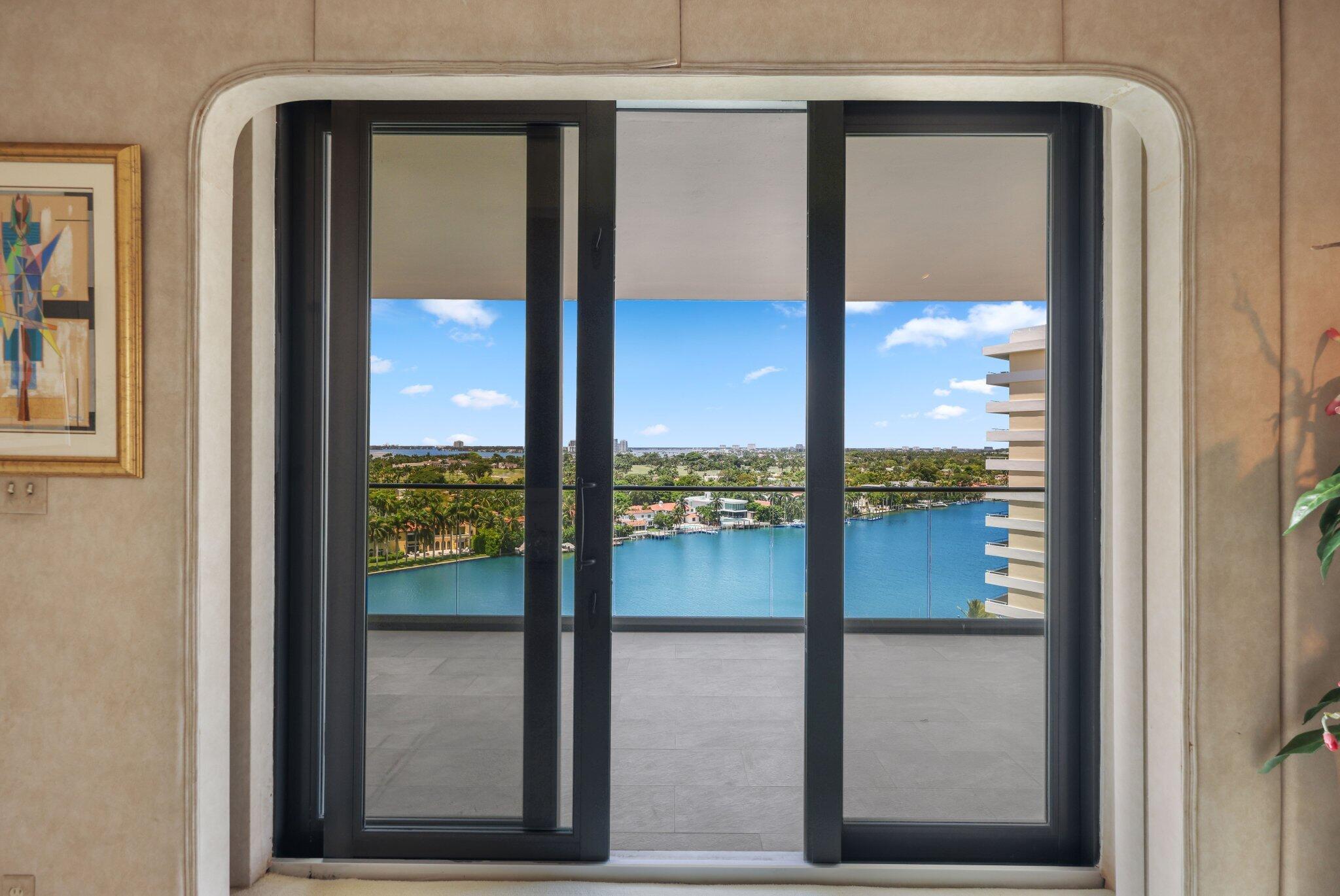 5500 Collins Avenue 1401