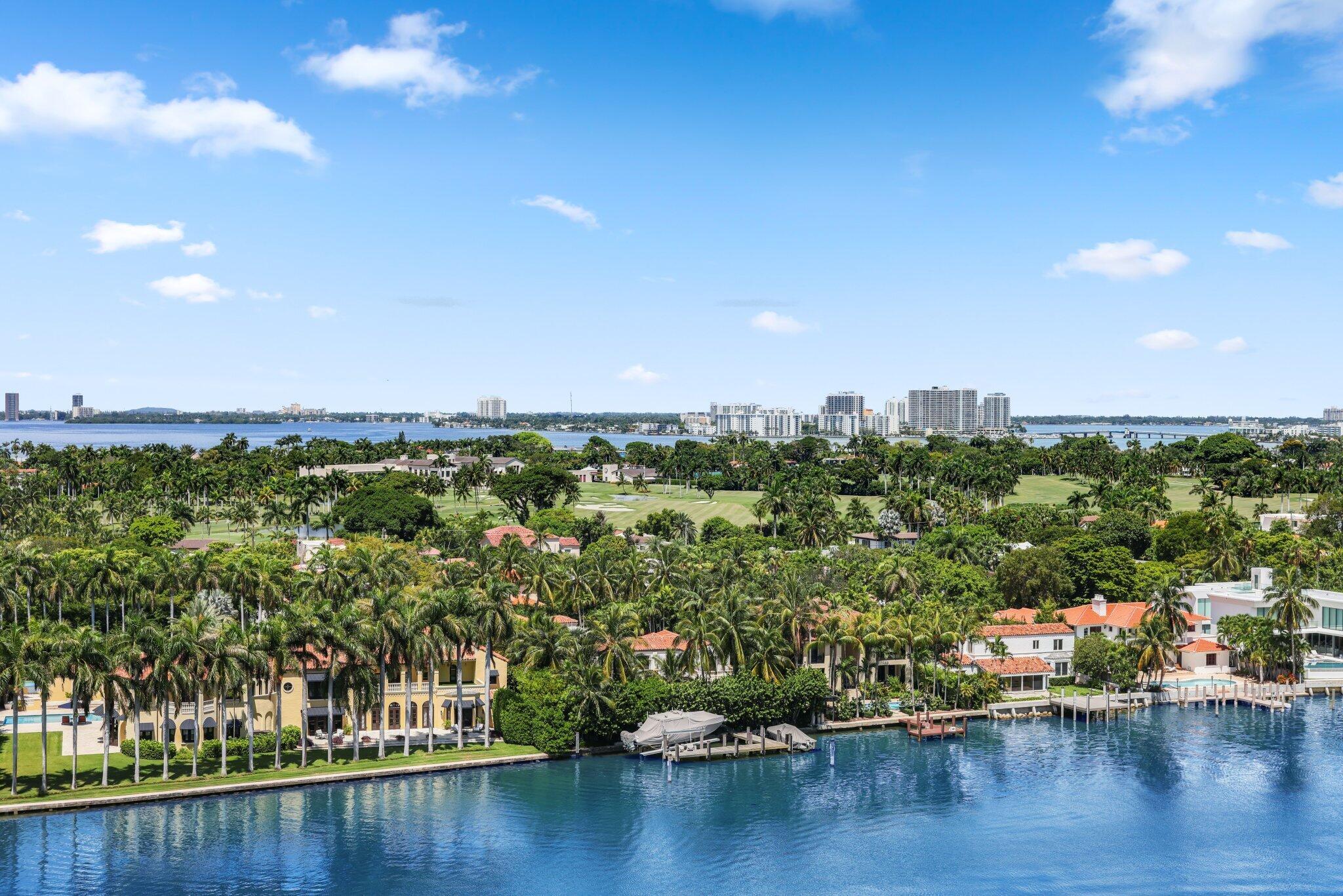 5500 Collins Avenue 1401