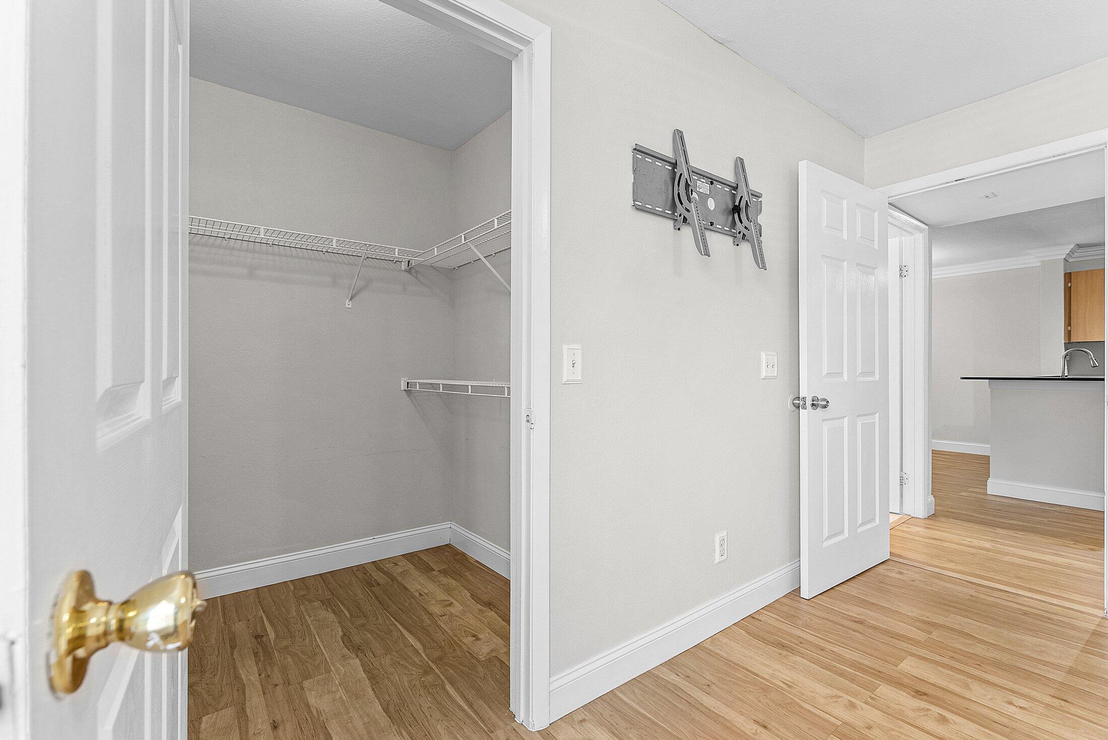 1780 Palm Cove Boulevard 6-105