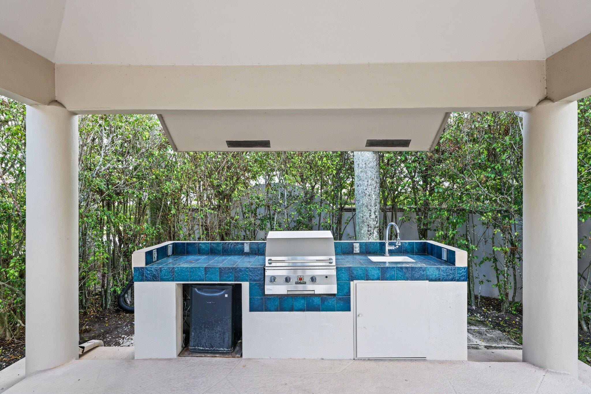 2427 NW 62nd Street