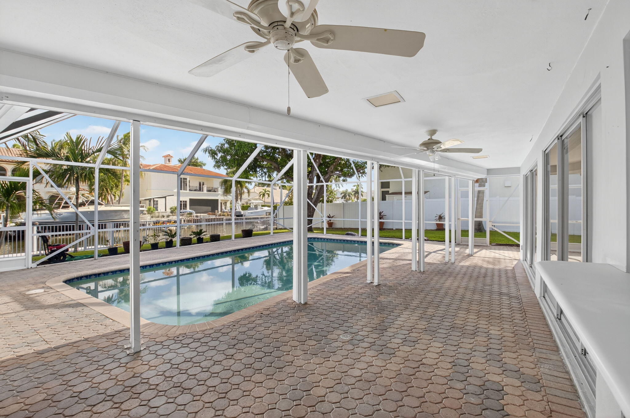 937 Banyan Drive