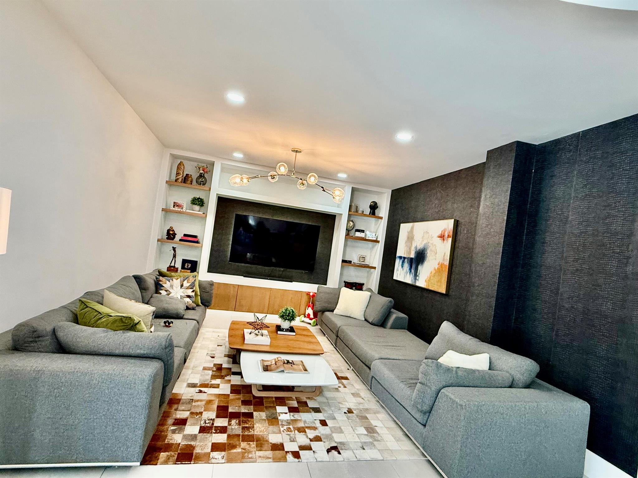 1534 Newhaven Point Lane