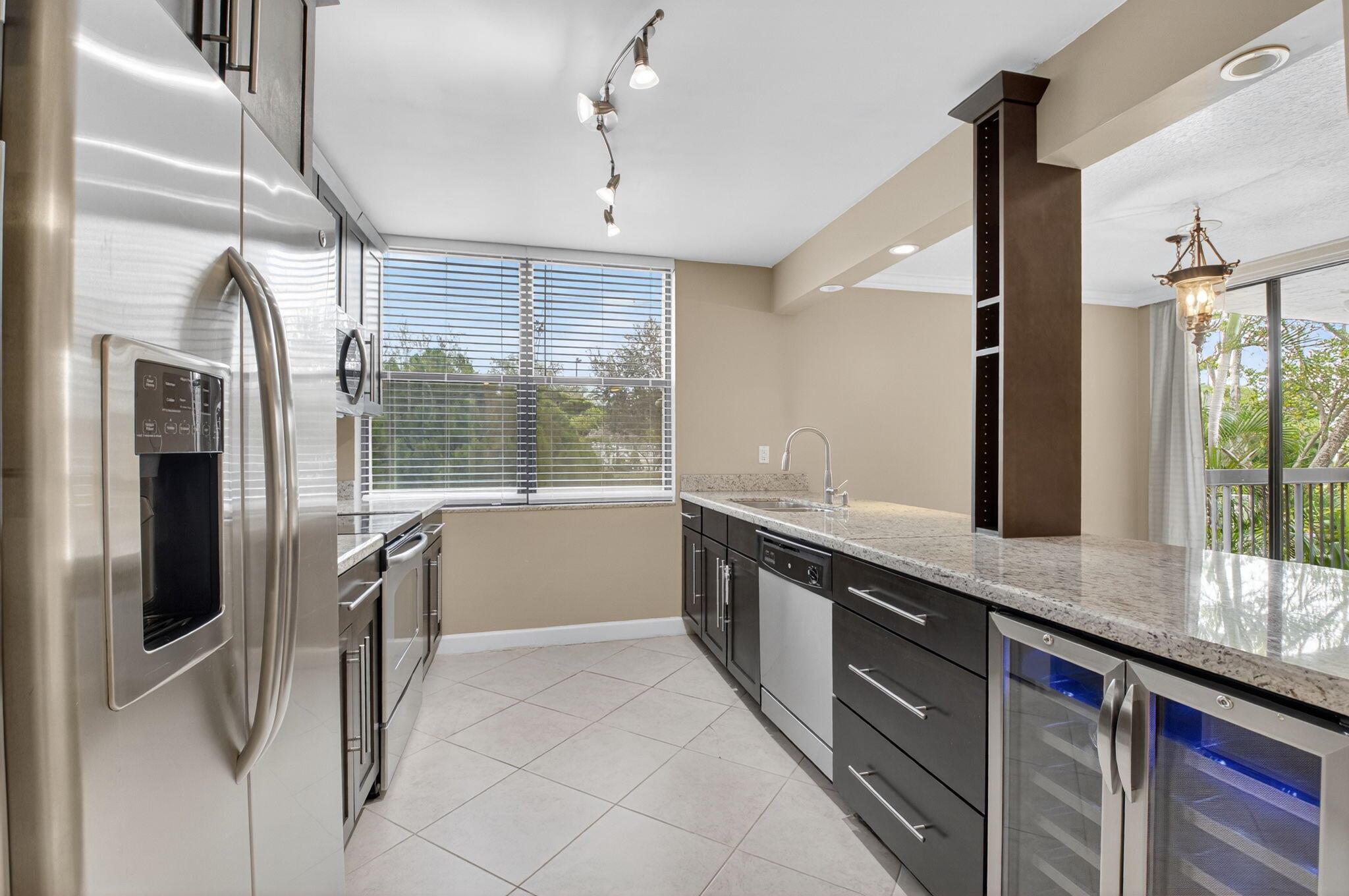 450 Egret Circle 9201