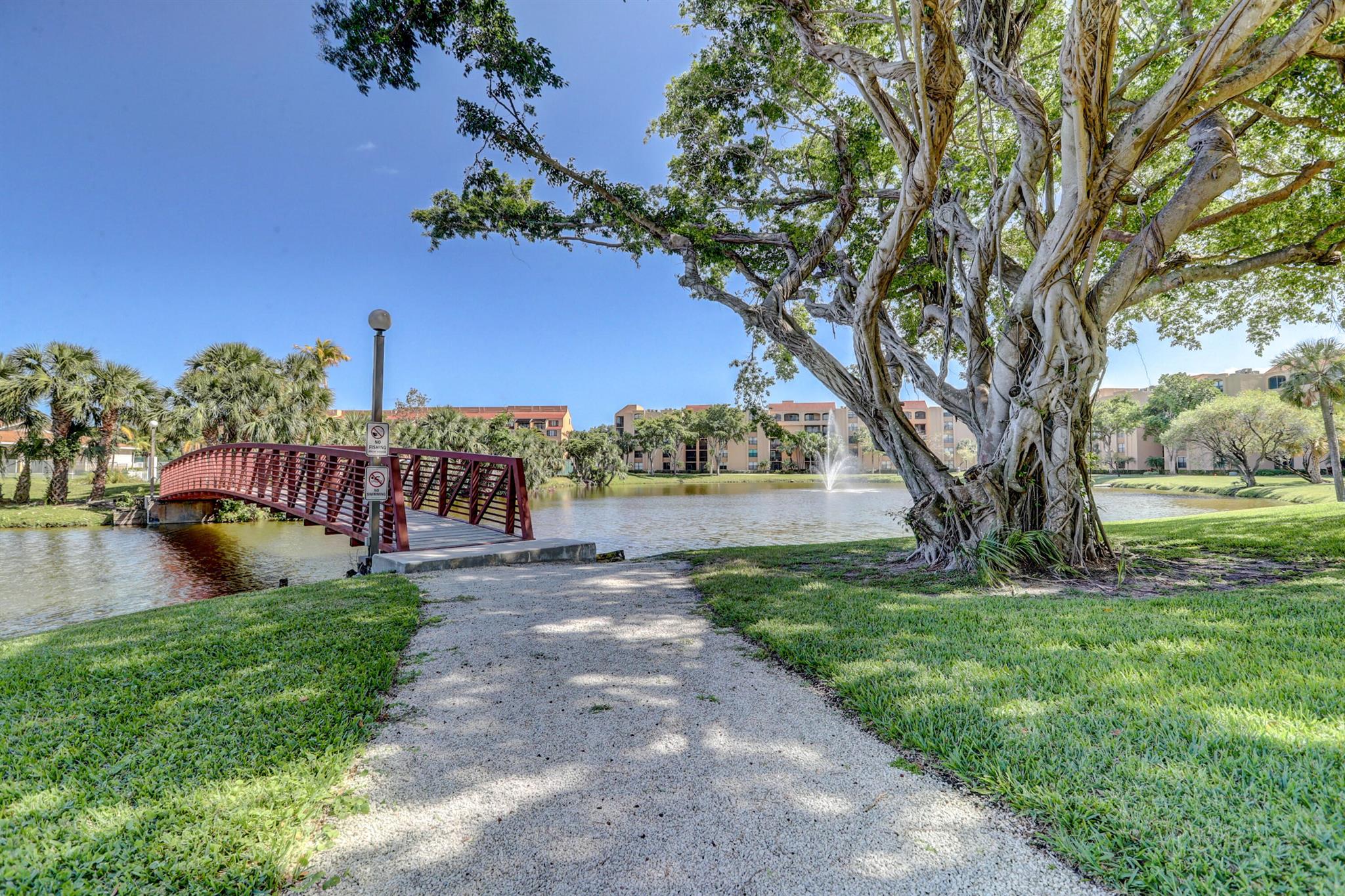 450 Egret Circle 9201