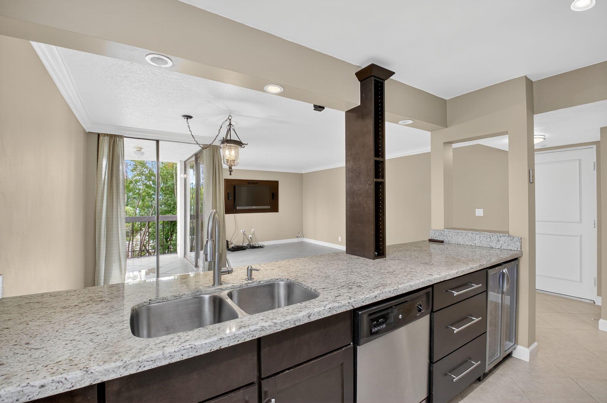 450 Egret Circle 9201