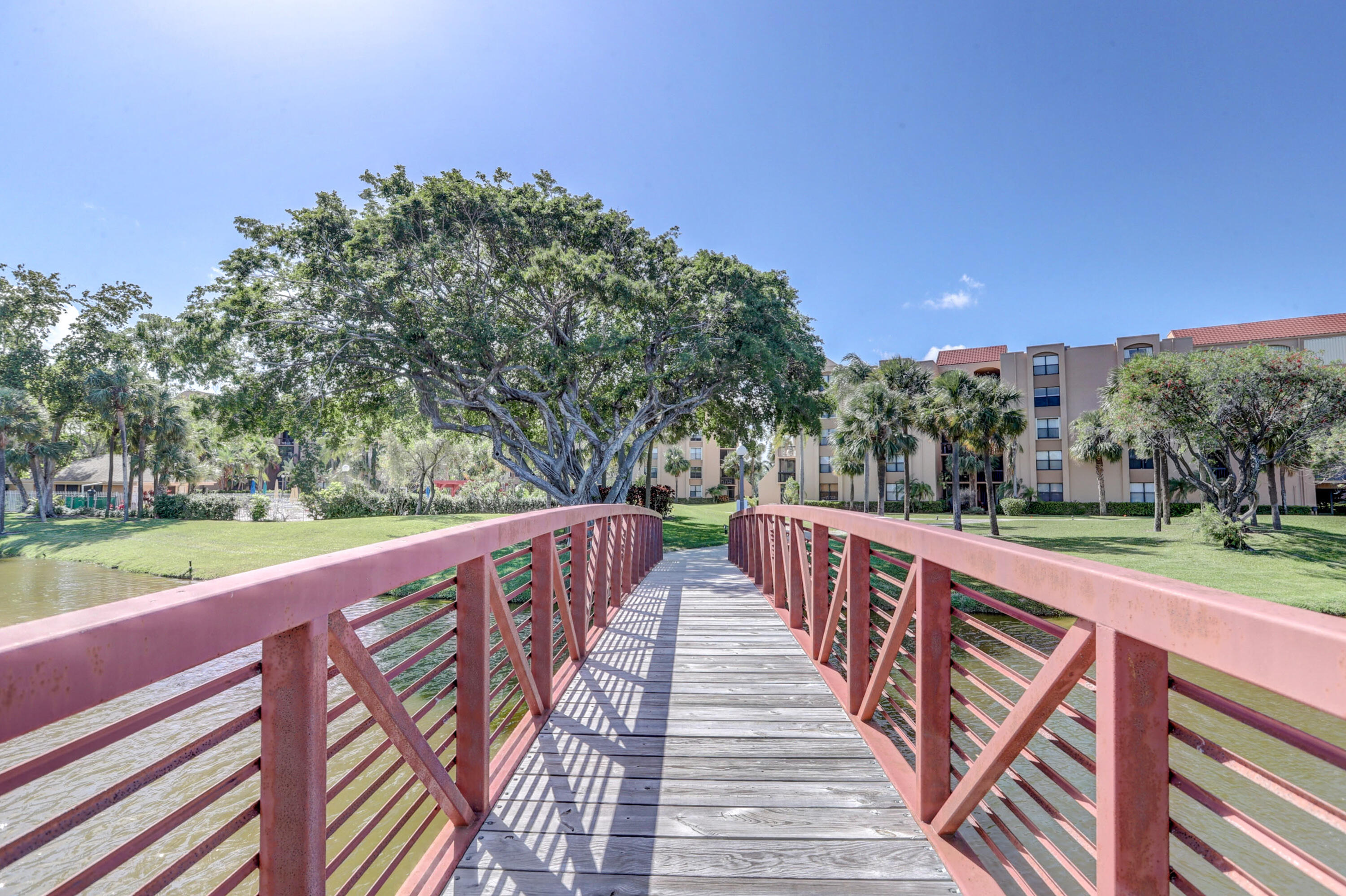 450 Egret Circle 9201