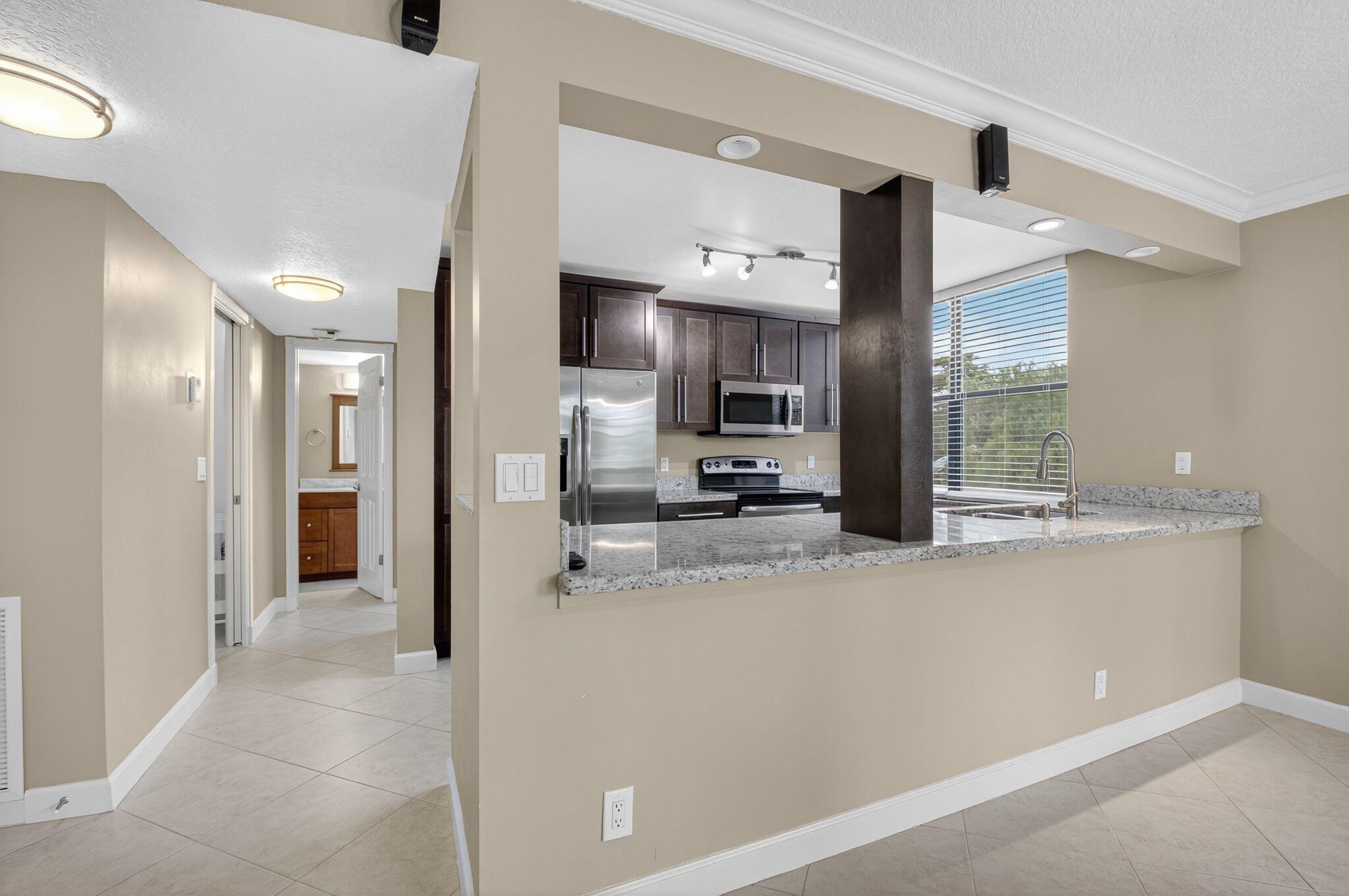 450 Egret Circle 9201