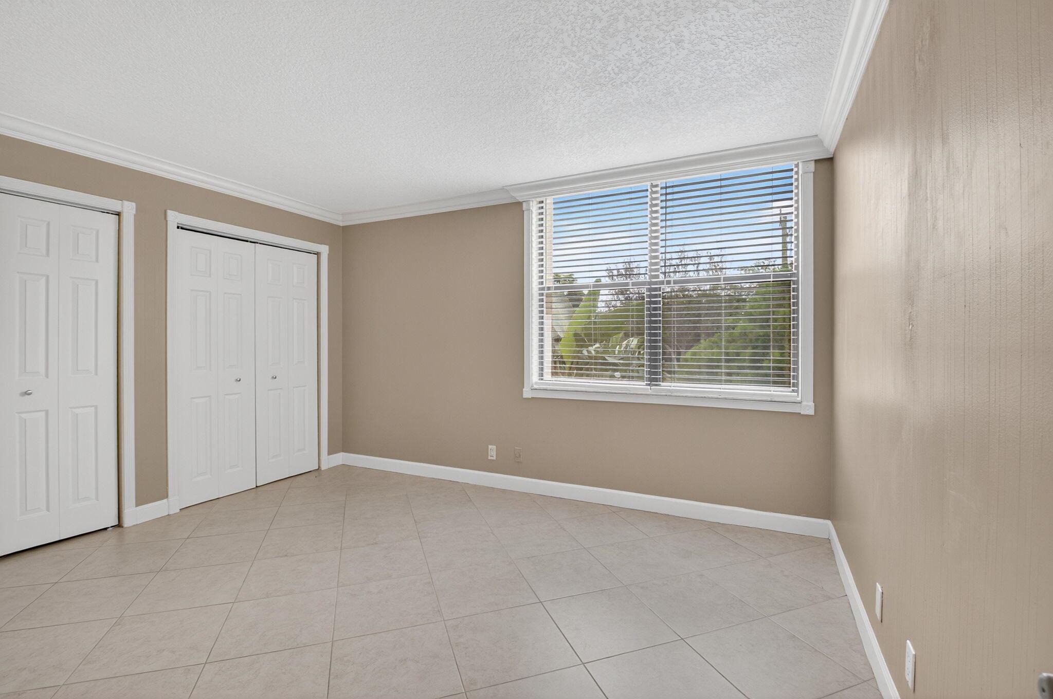 450 Egret Circle 9201