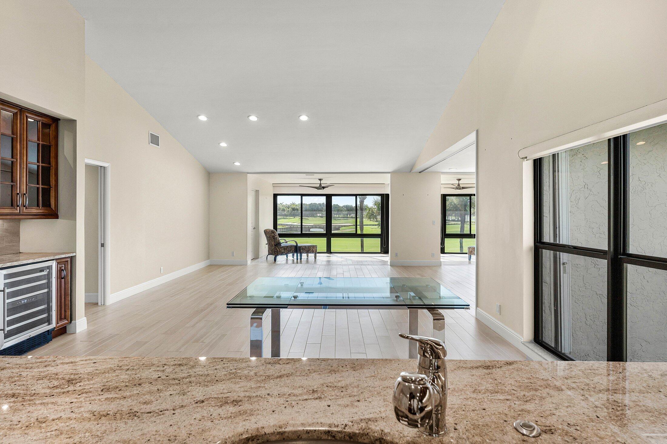 7 Eastgate Drive D