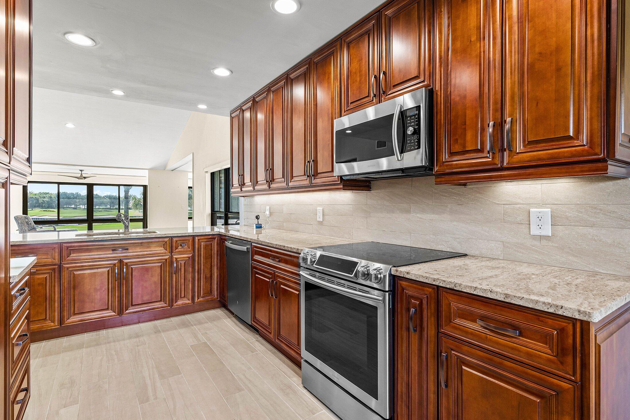 7 Eastgate Drive D