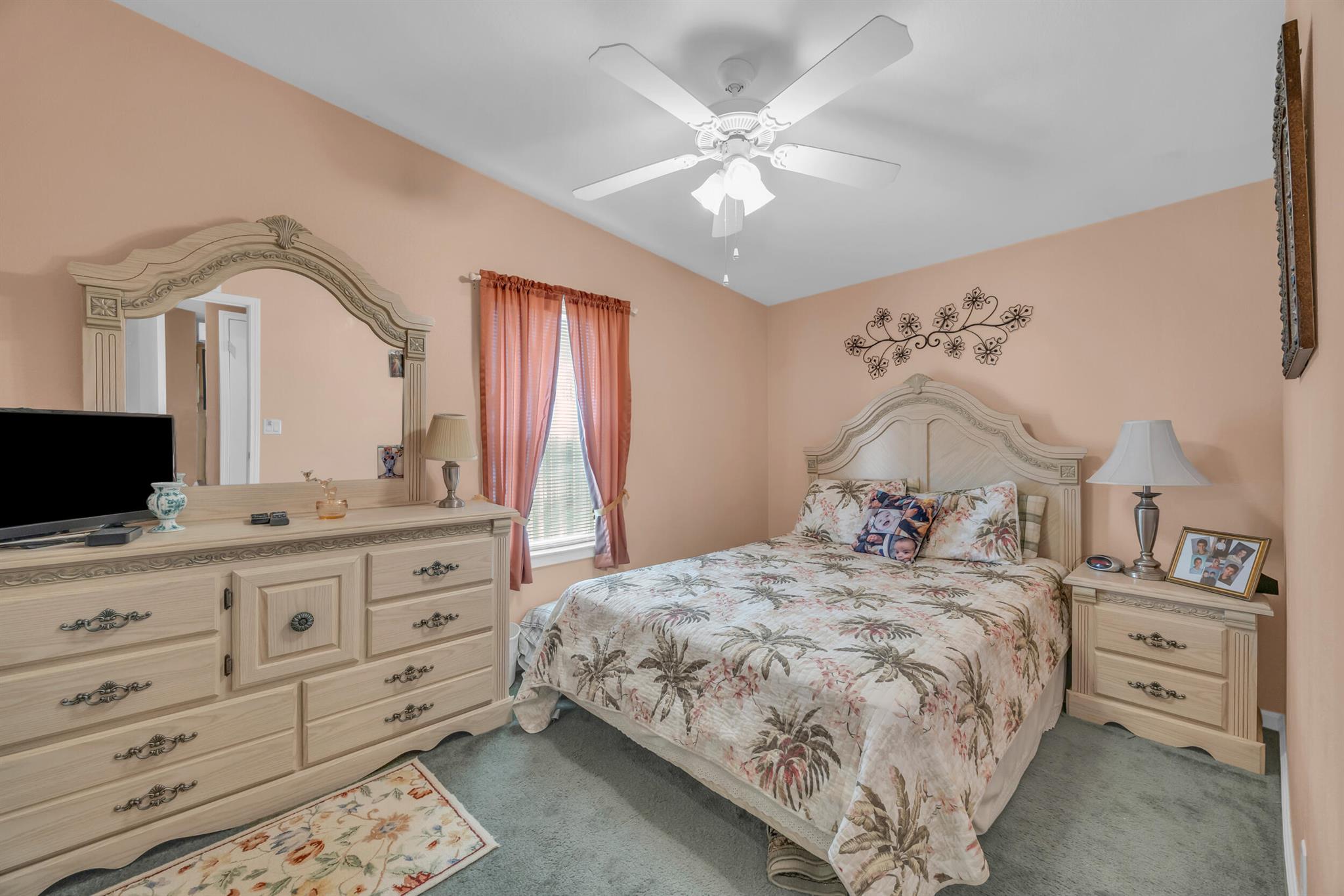 2904 Nine Iron Drive