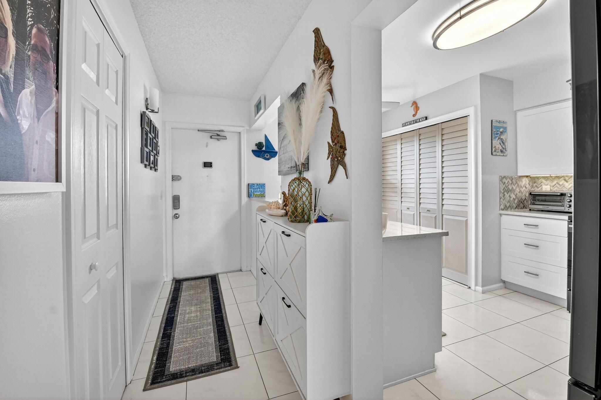 14527 Bonaire Boulevard 702