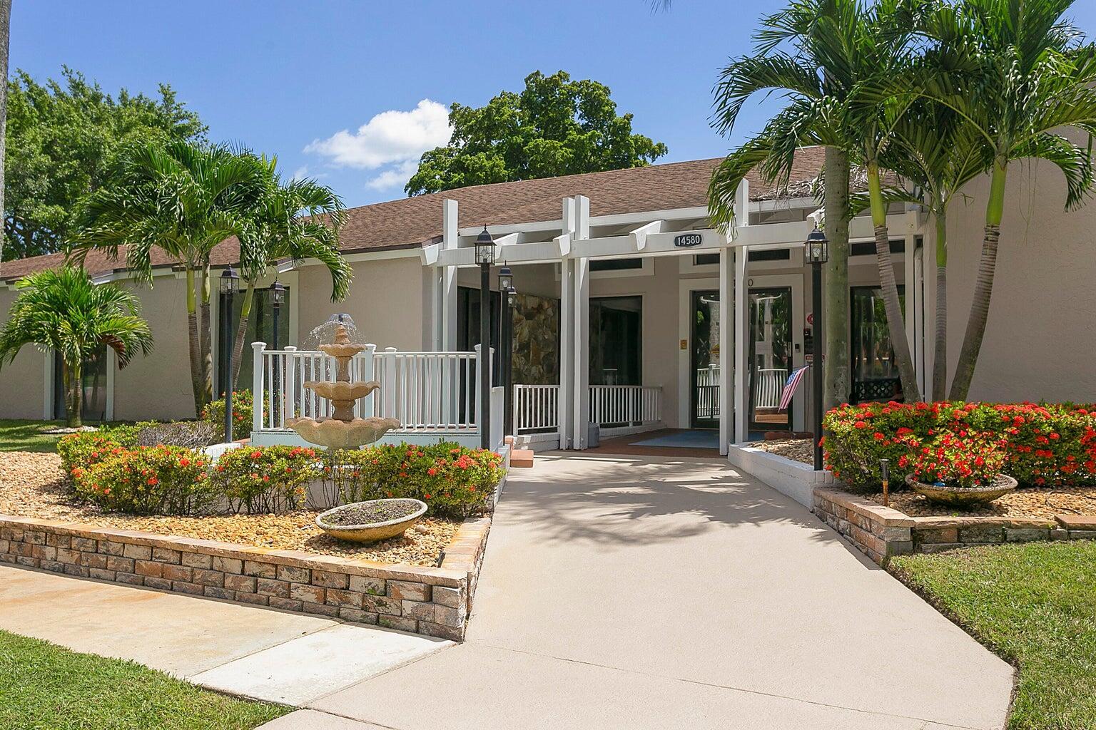 14527 Bonaire Boulevard 702