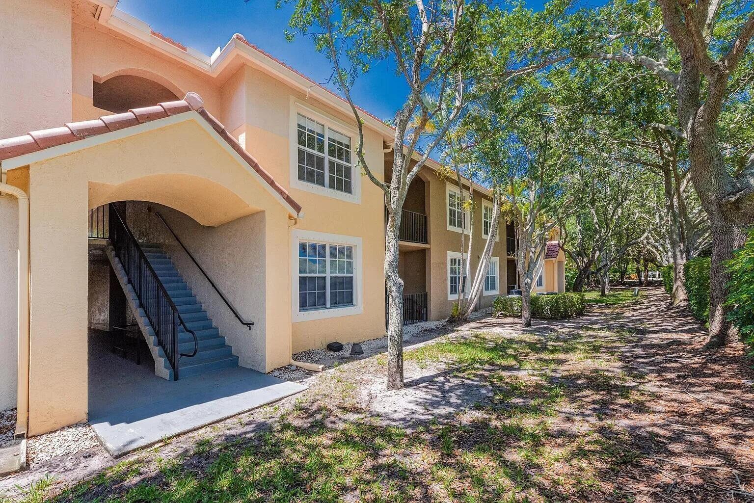 15175 Michelangelo Boulevard 206