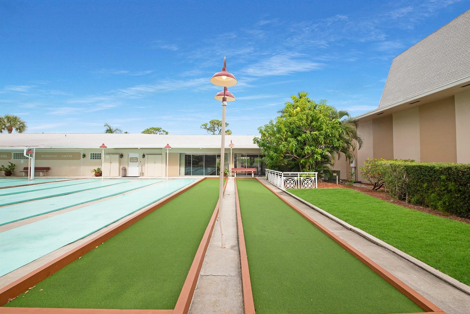 2581 N Garden Drive 206