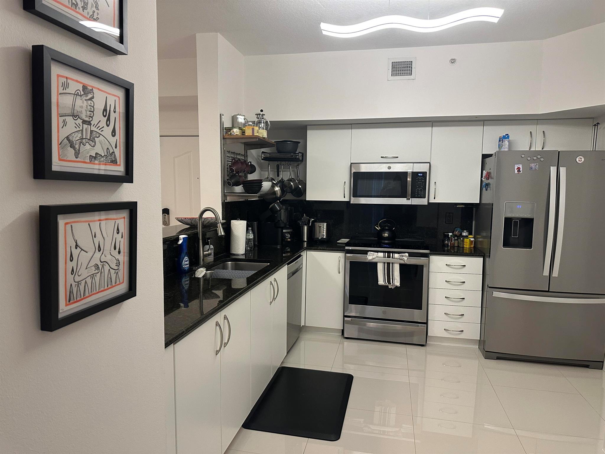 250 NE 3rd Avenue 218