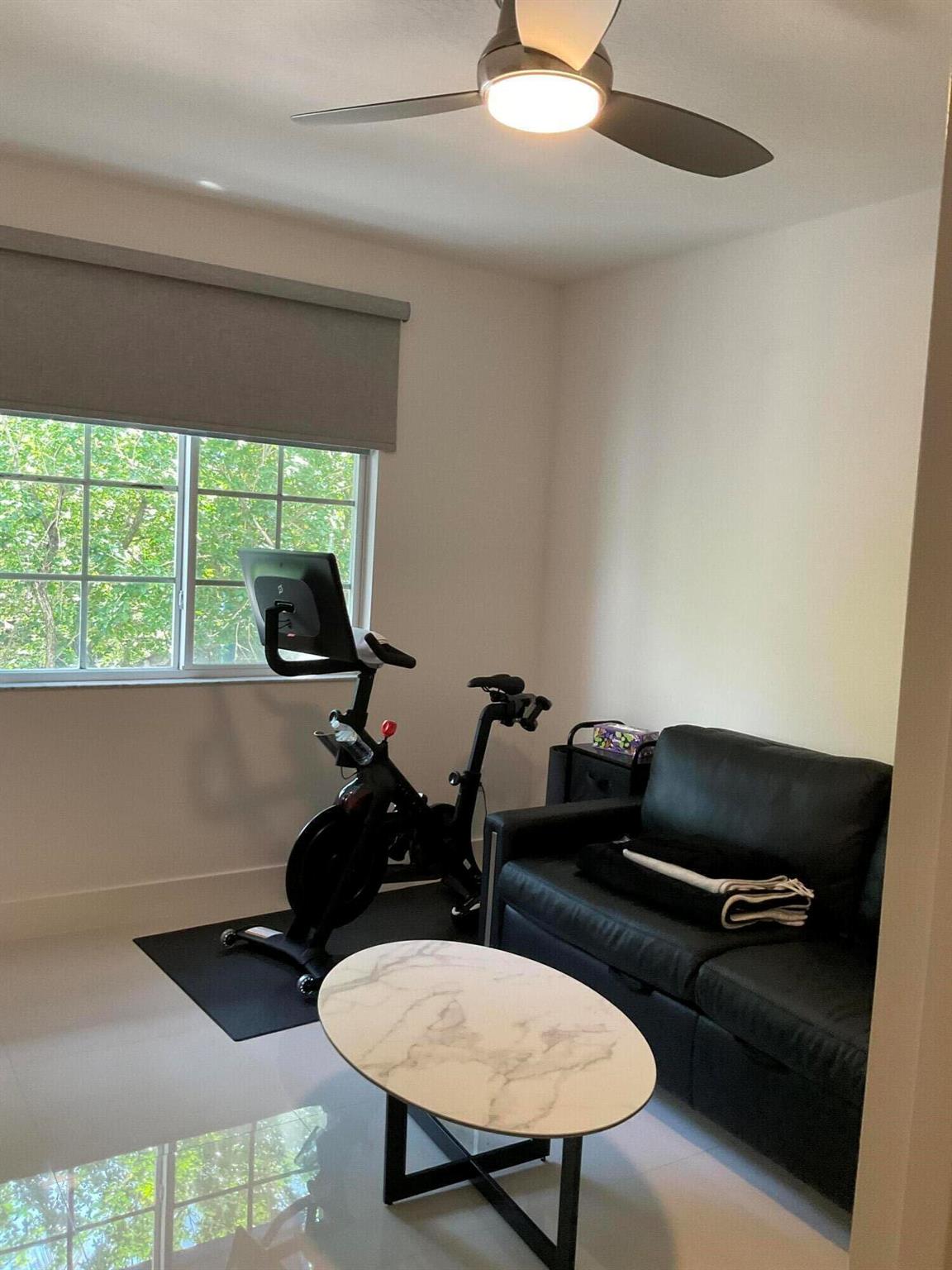 250 NE 3rd Avenue 218