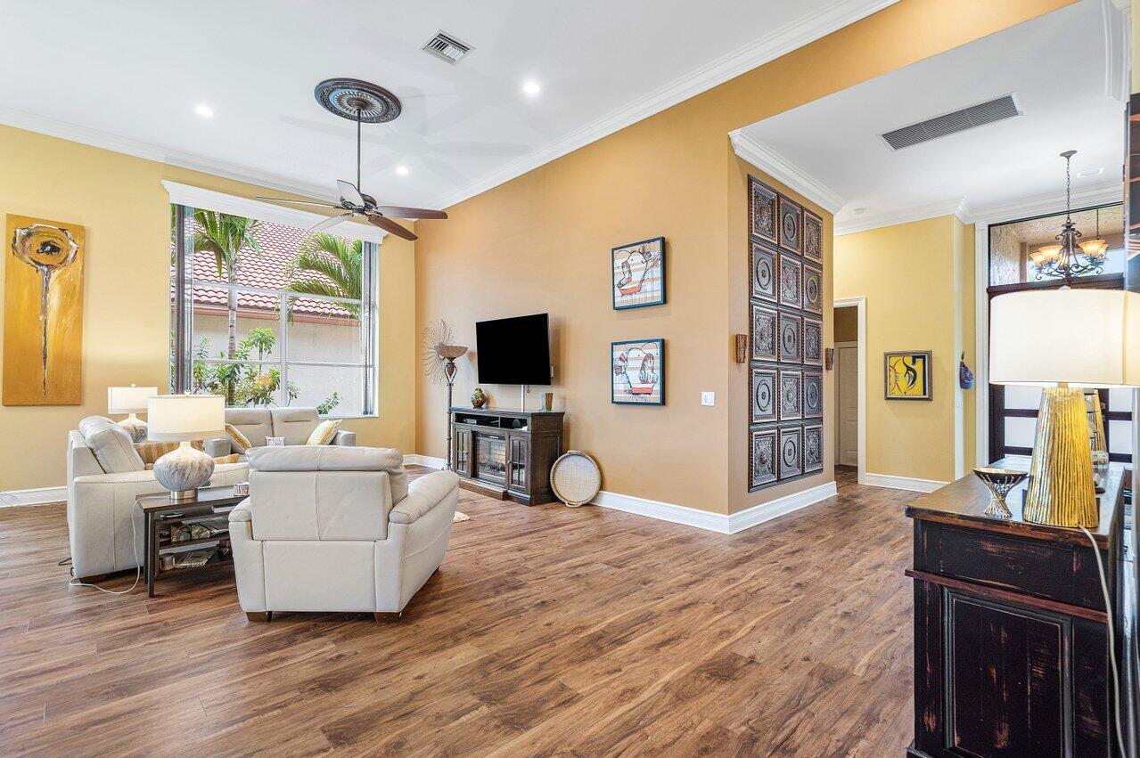 6052 Terra Mere Circle