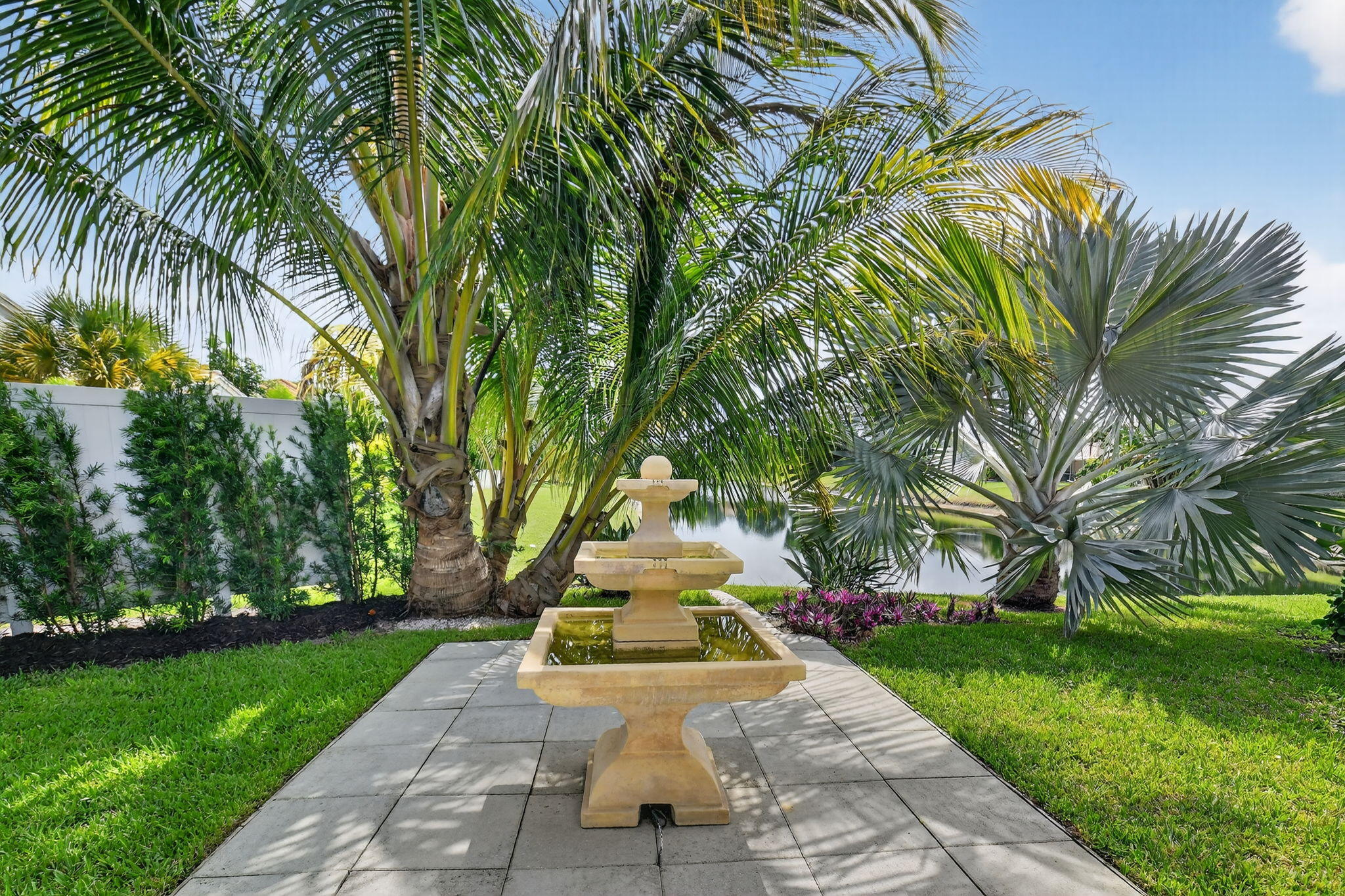 1175 Sea Grape Circle