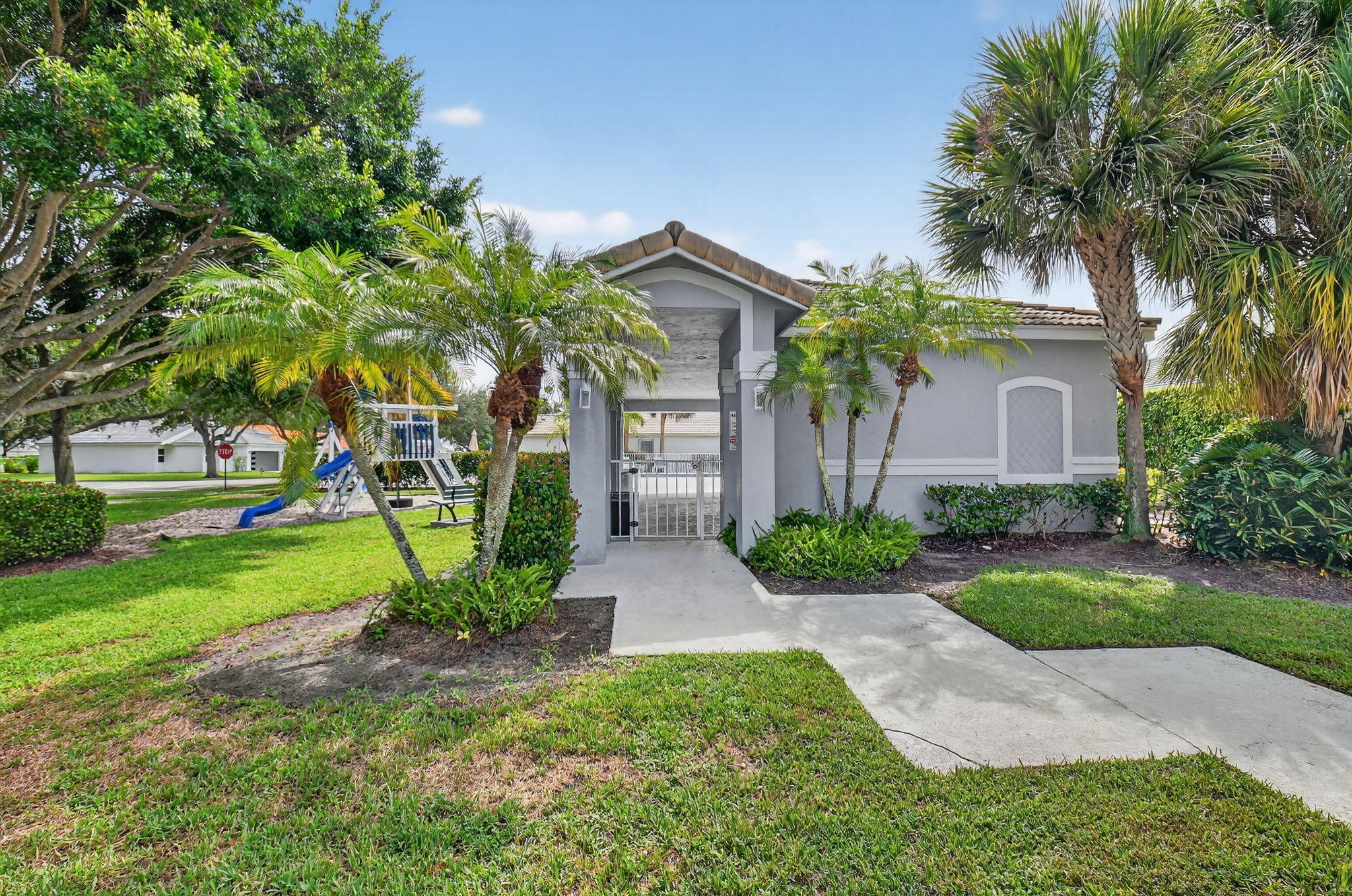 1175 Sea Grape Circle