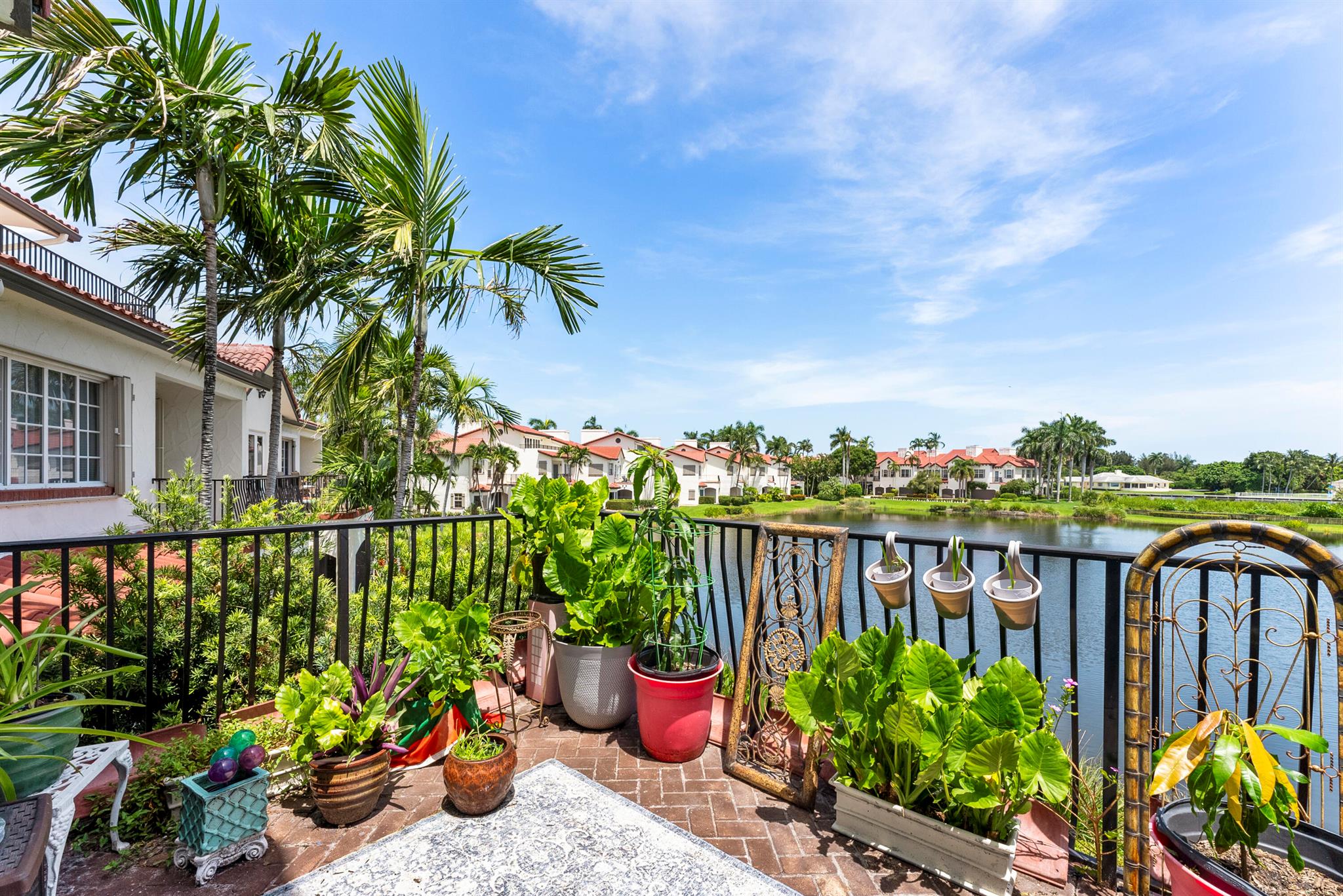 1527 Estuary Trail