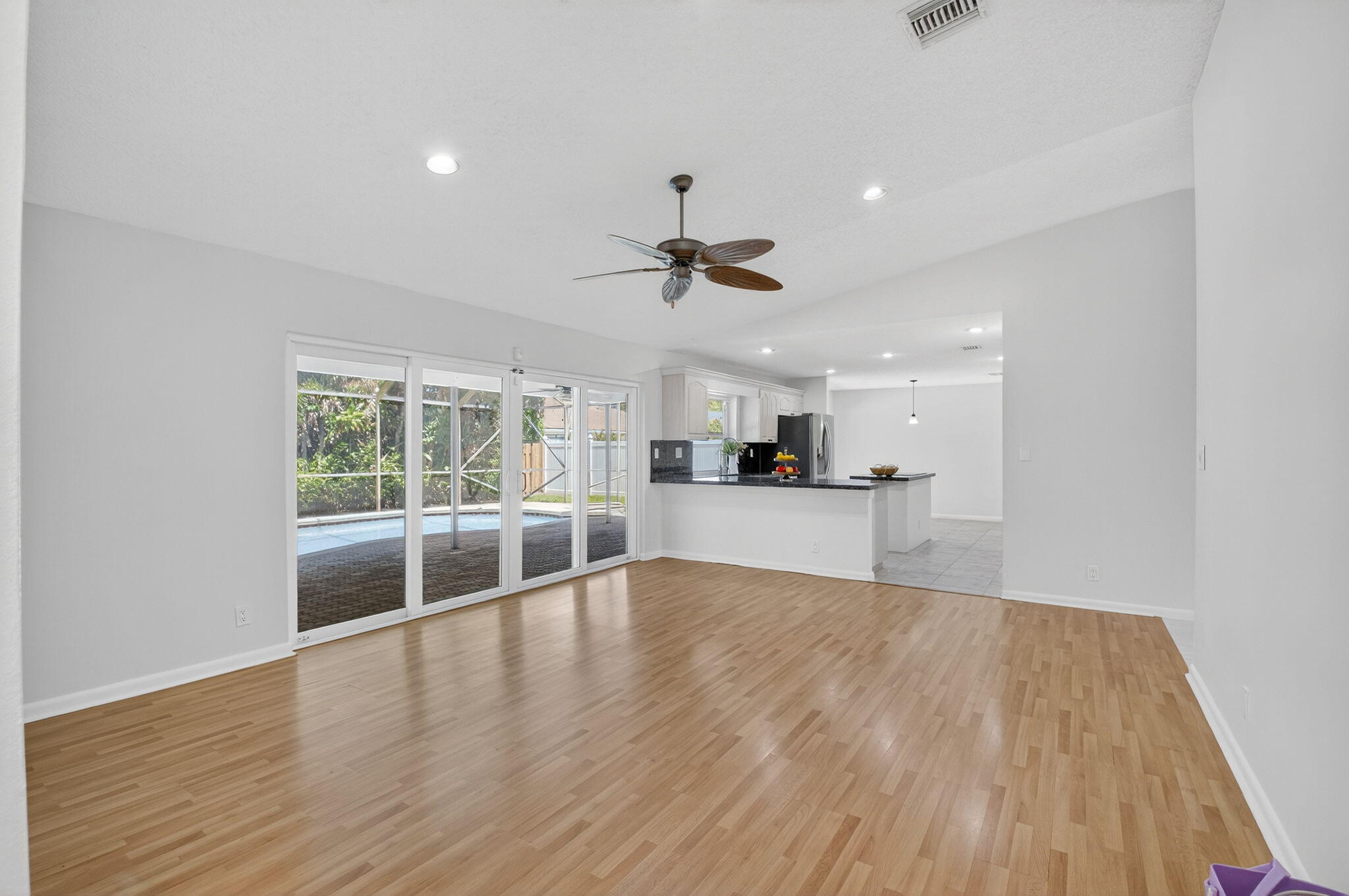 17414 Spring Tree Ln Lane