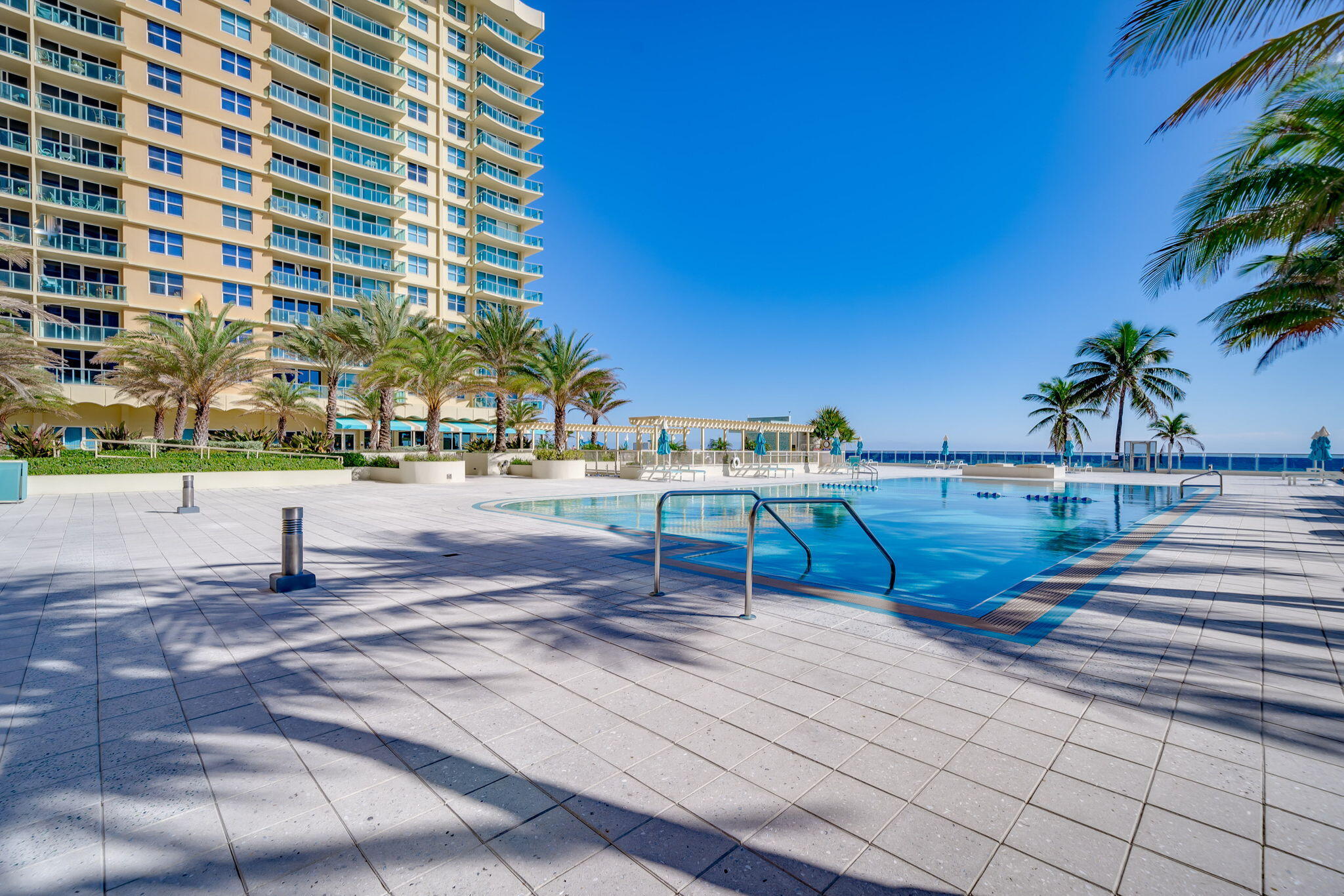 2501 S Ocean Drive 1108