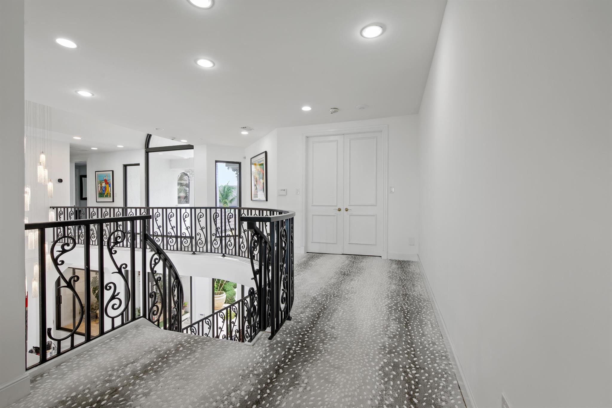 7000 Lions Head Lane