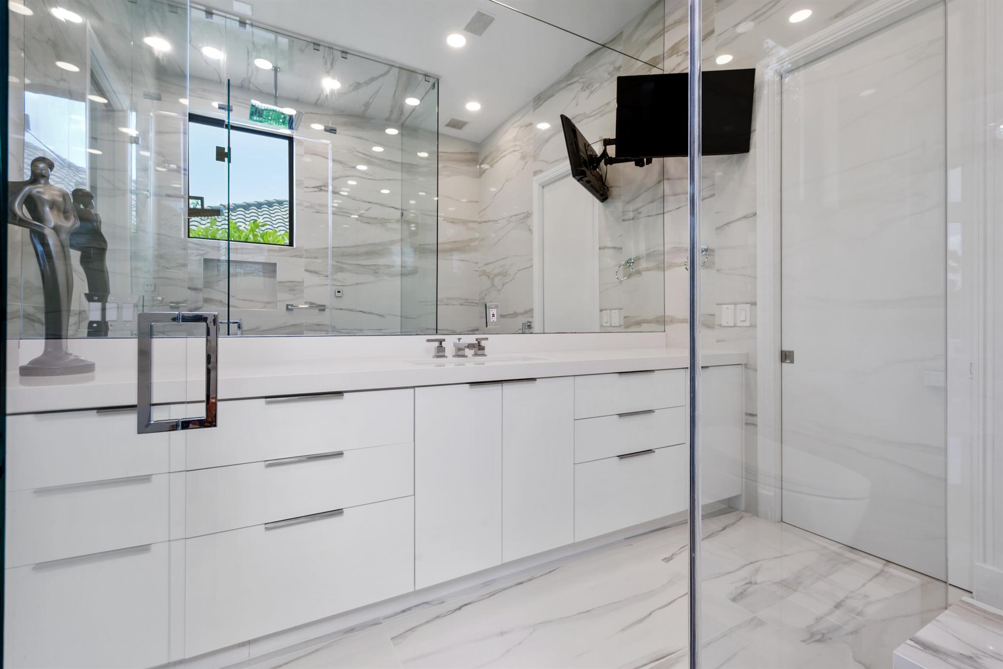 7000 Lions Head Lane