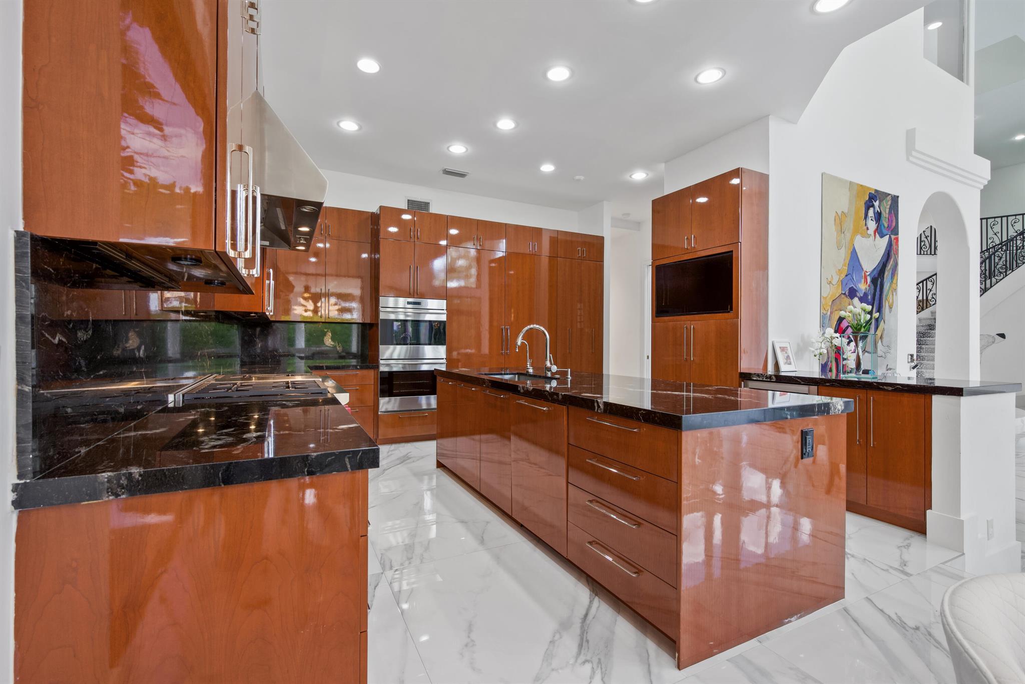 7000 Lions Head Lane