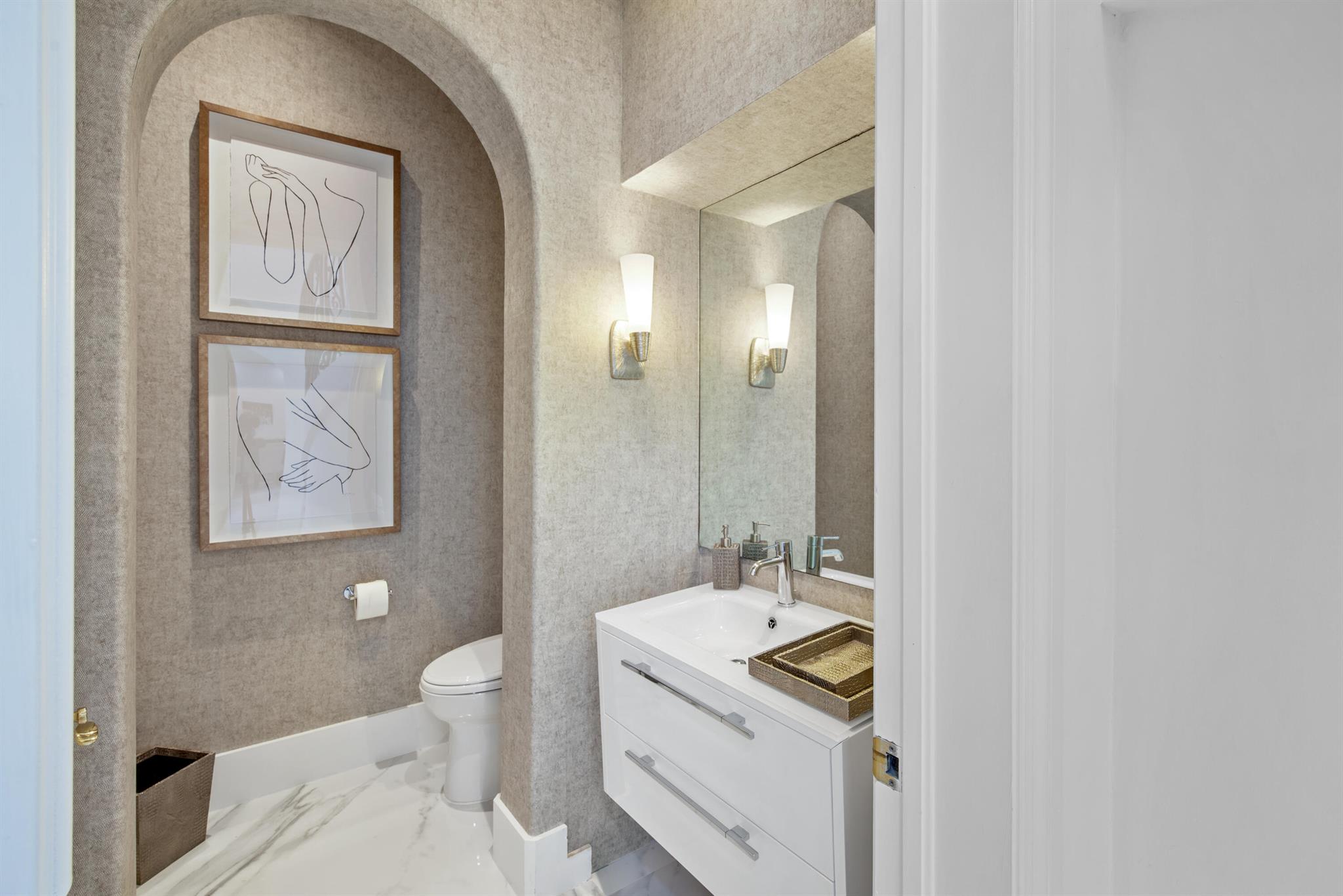 7000 Lions Head Lane