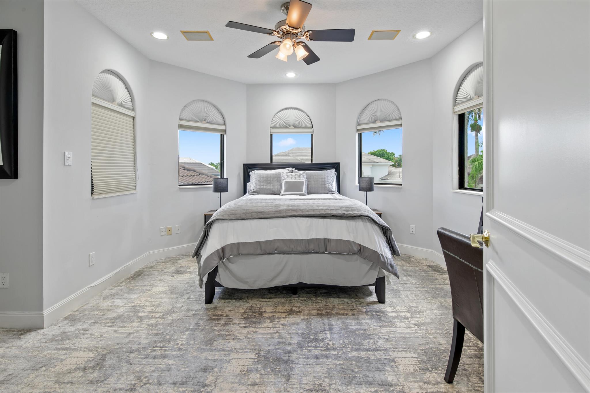 7000 Lions Head Lane