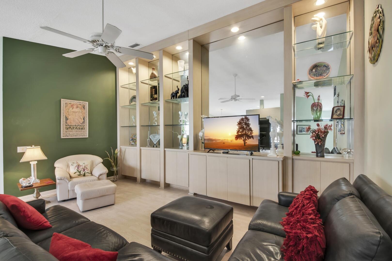 4220 Royal Oak Drive