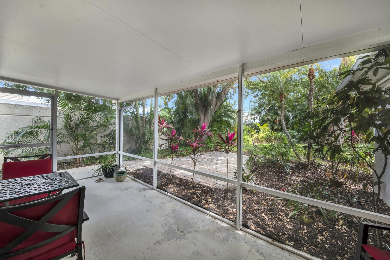 4220 Royal Oak Drive