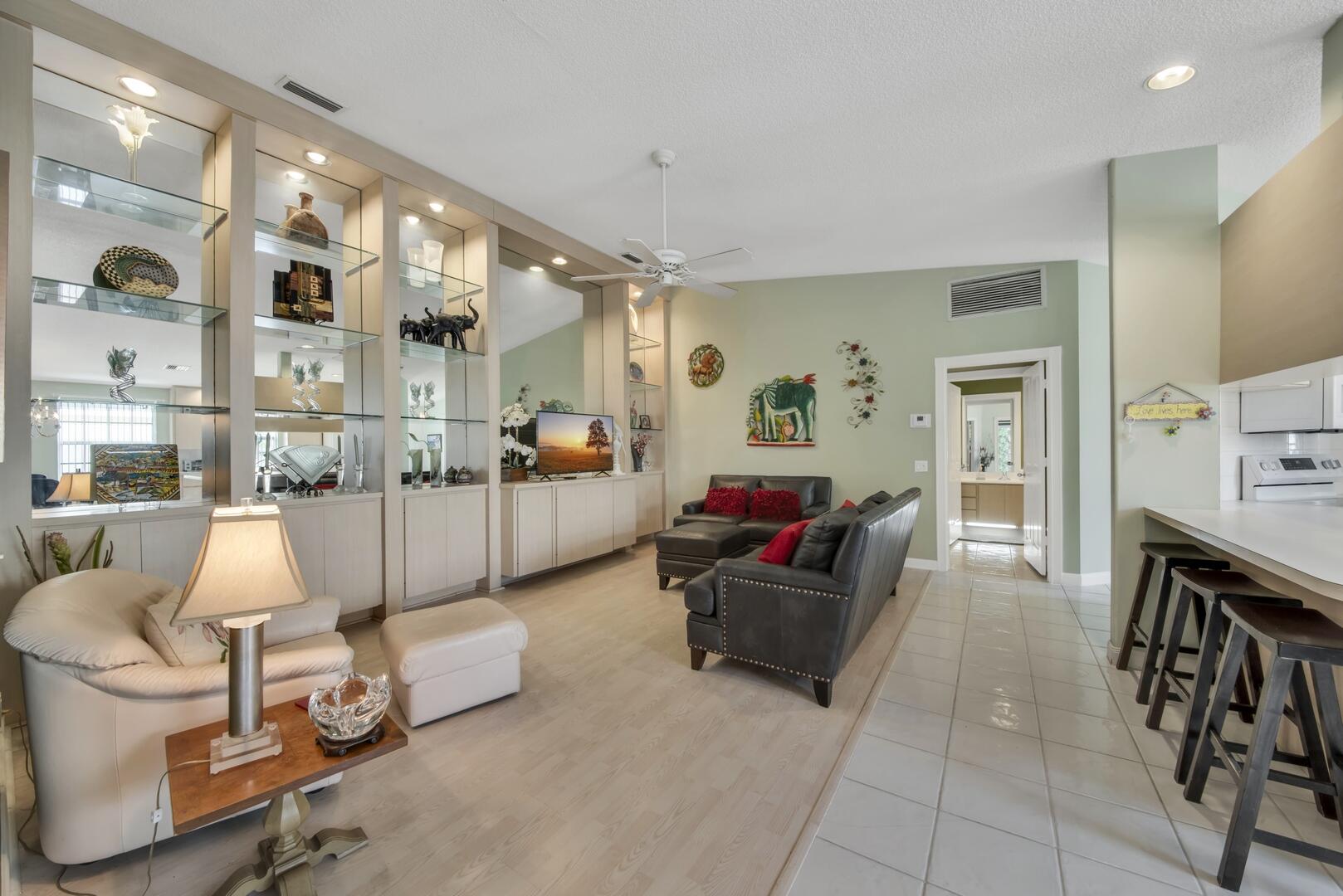 4220 Royal Oak Drive