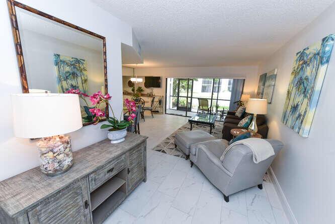 1605 S Us Highway 1 B105