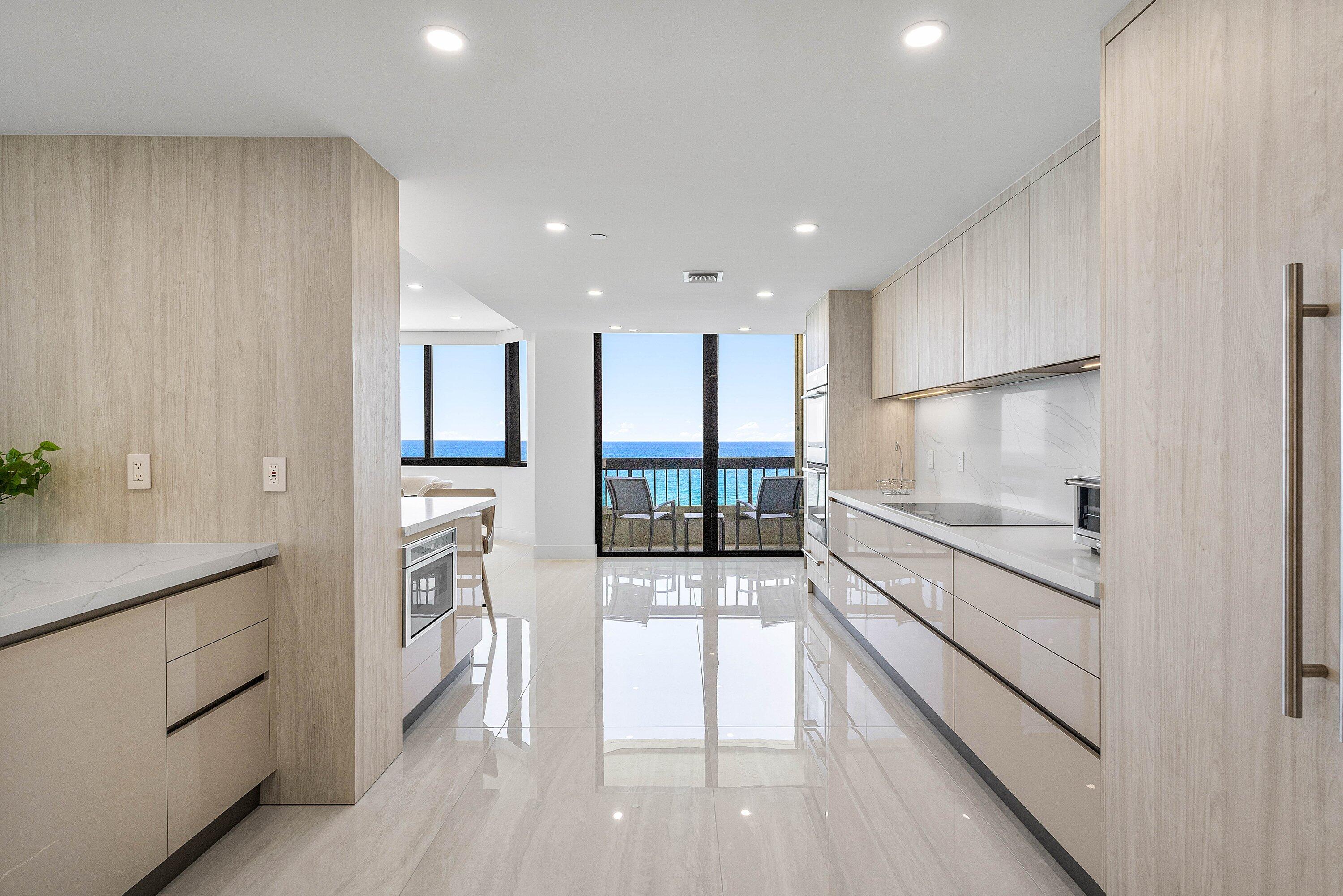 3201 S Ocean Boulevard 902